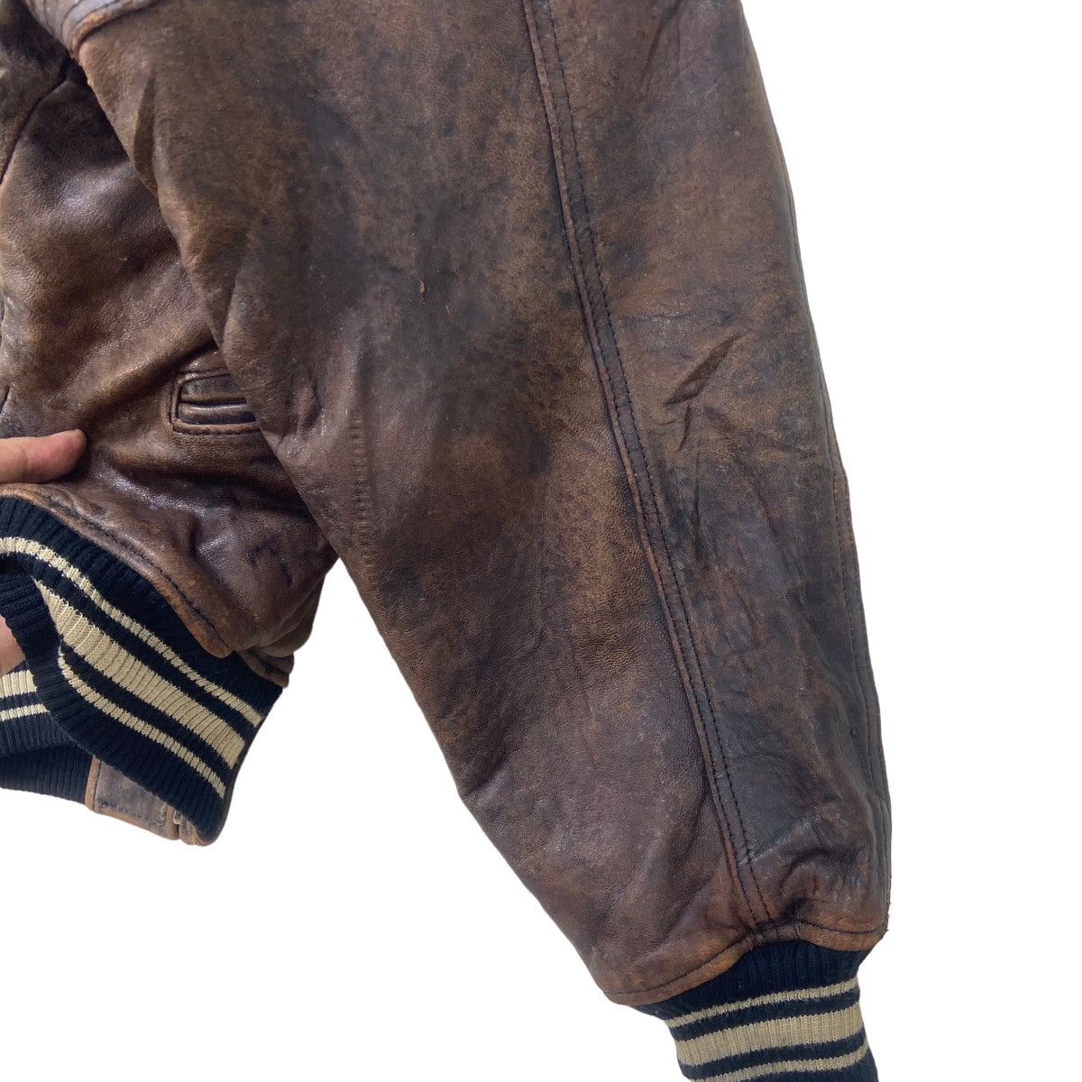 Avirex Vintage Avirex Ltd Normandy Campaign England 1942-43 Leather Size US M / EU 48-50 / 2 - 20 Thumbnail