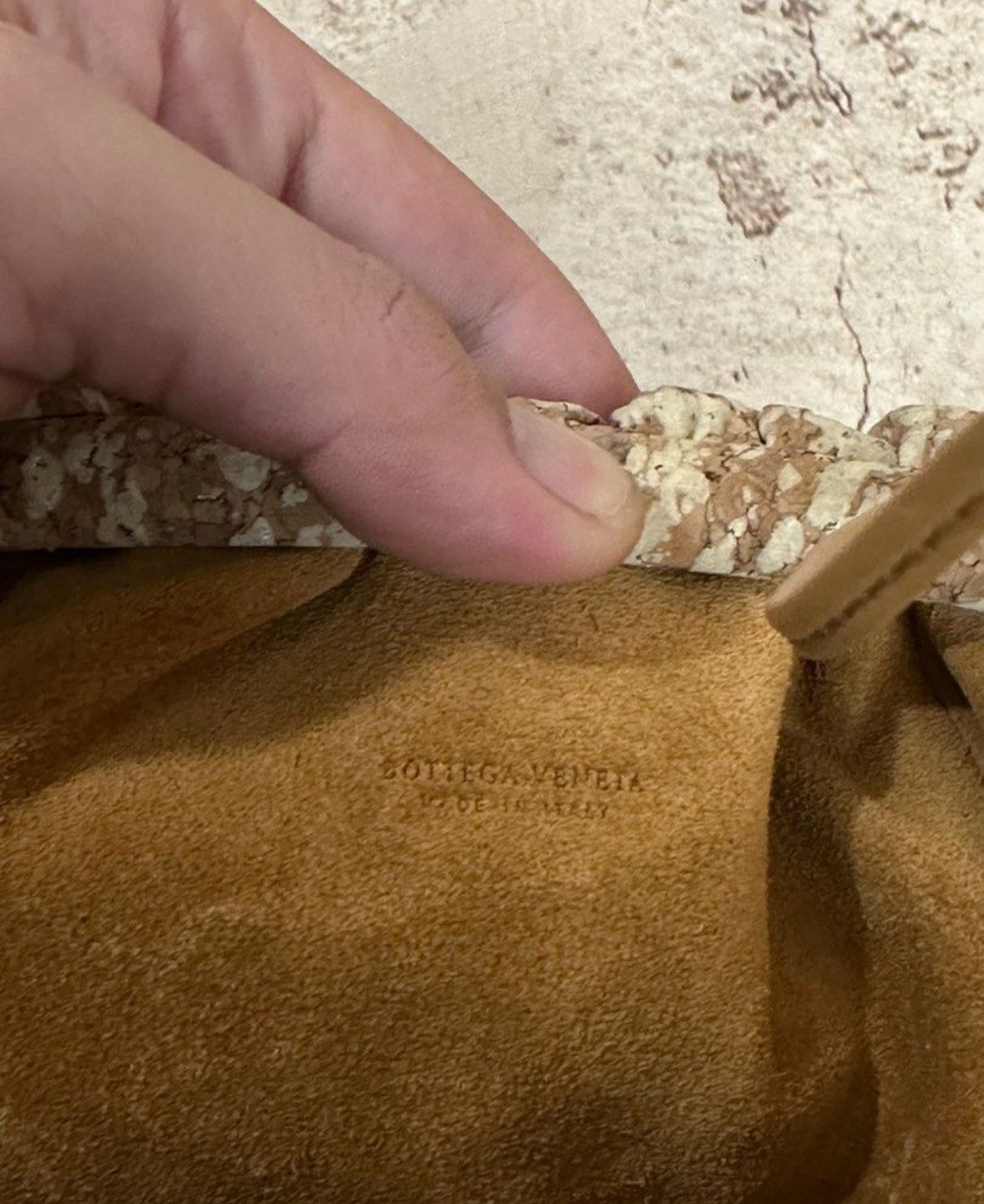 Bottega Veneta Bottega Veneta "The Pouch" Cork Cross Body Bag Size ONE SIZE - 8 Thumbnail