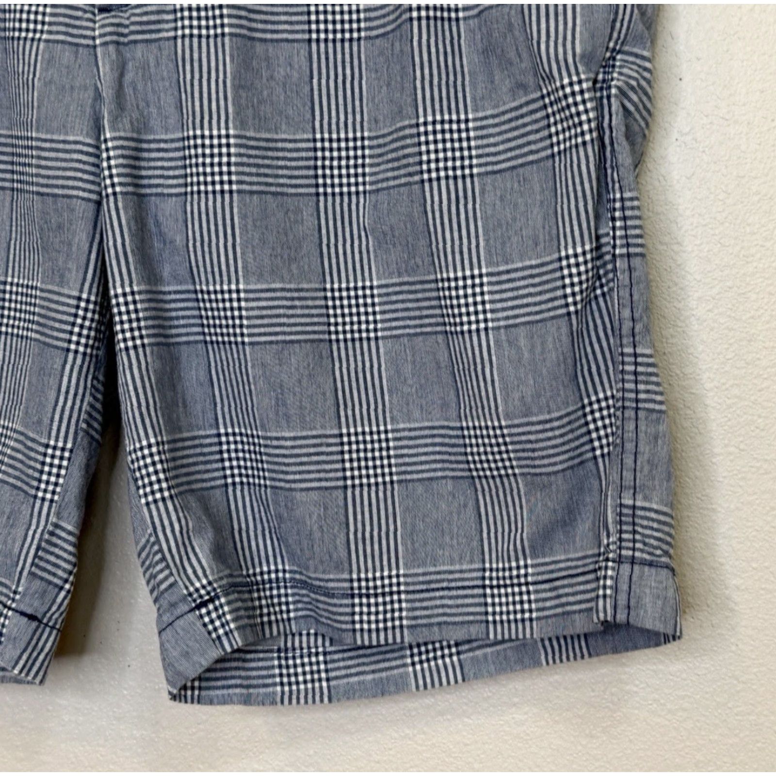 Cremieux Cremieux Chino Shorts Mens 38 Blue Plaid Flat Front 10” Inseam Cotton Coastal Beach Casual Travel Size US 38 / EU 54 - 3 Thumbnail