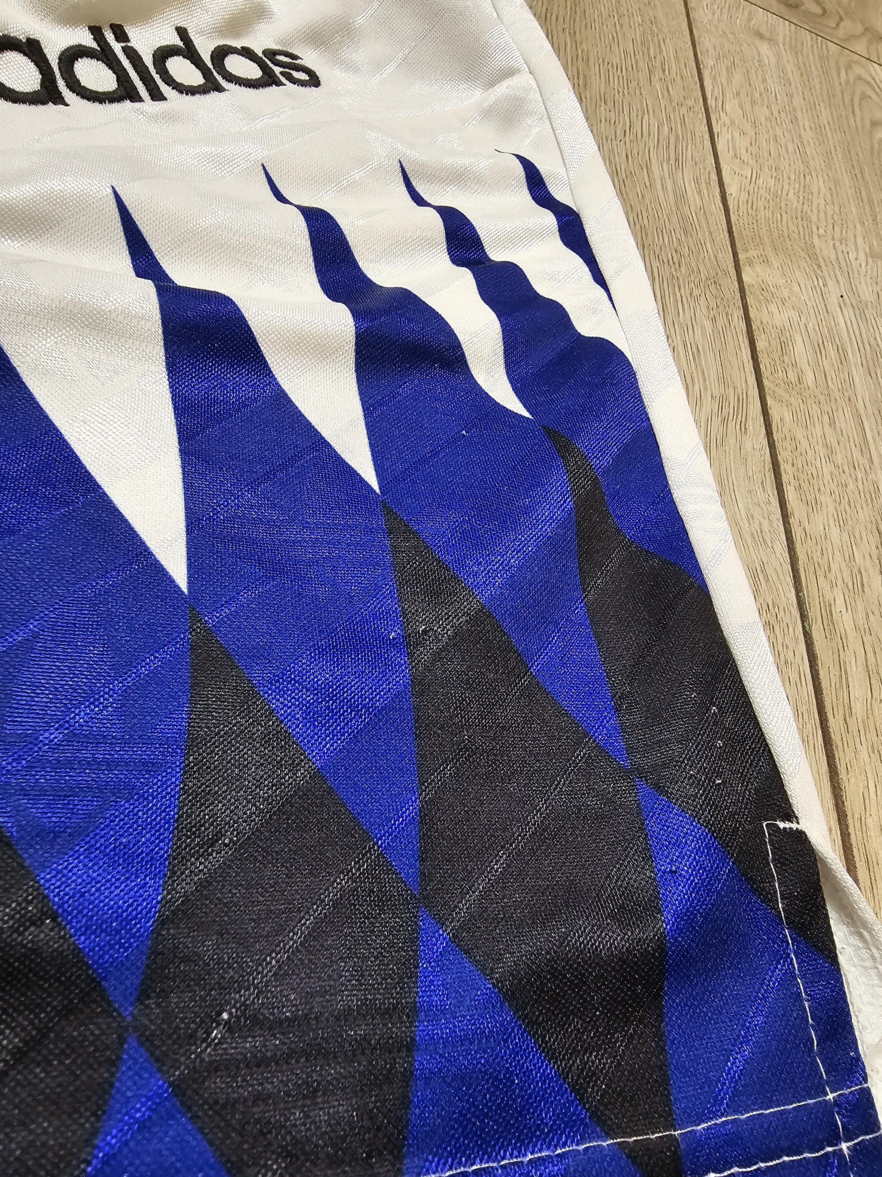 Adidas × Vintage ADIDAS SHORTS VINTAGE 90s TRAINING FOOTBALL SHORTS SOCCER Size US 36 / EU 52 - 5 Thumbnail