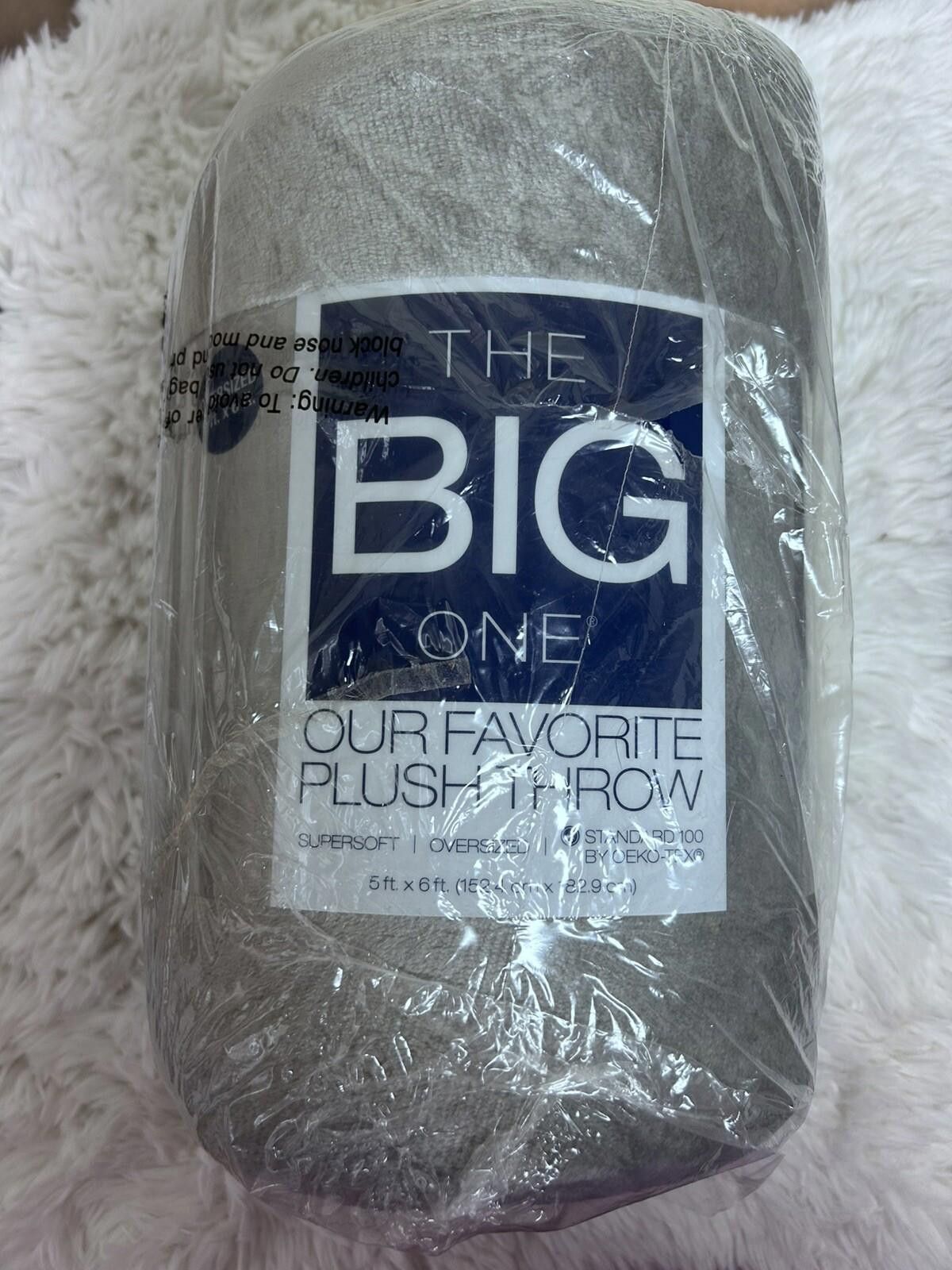 Designer THE BIG ONE Oversized Soper Soft Plush Throw 5' X 6' - GRAY Size ONE SIZE - 2 Thumbnail