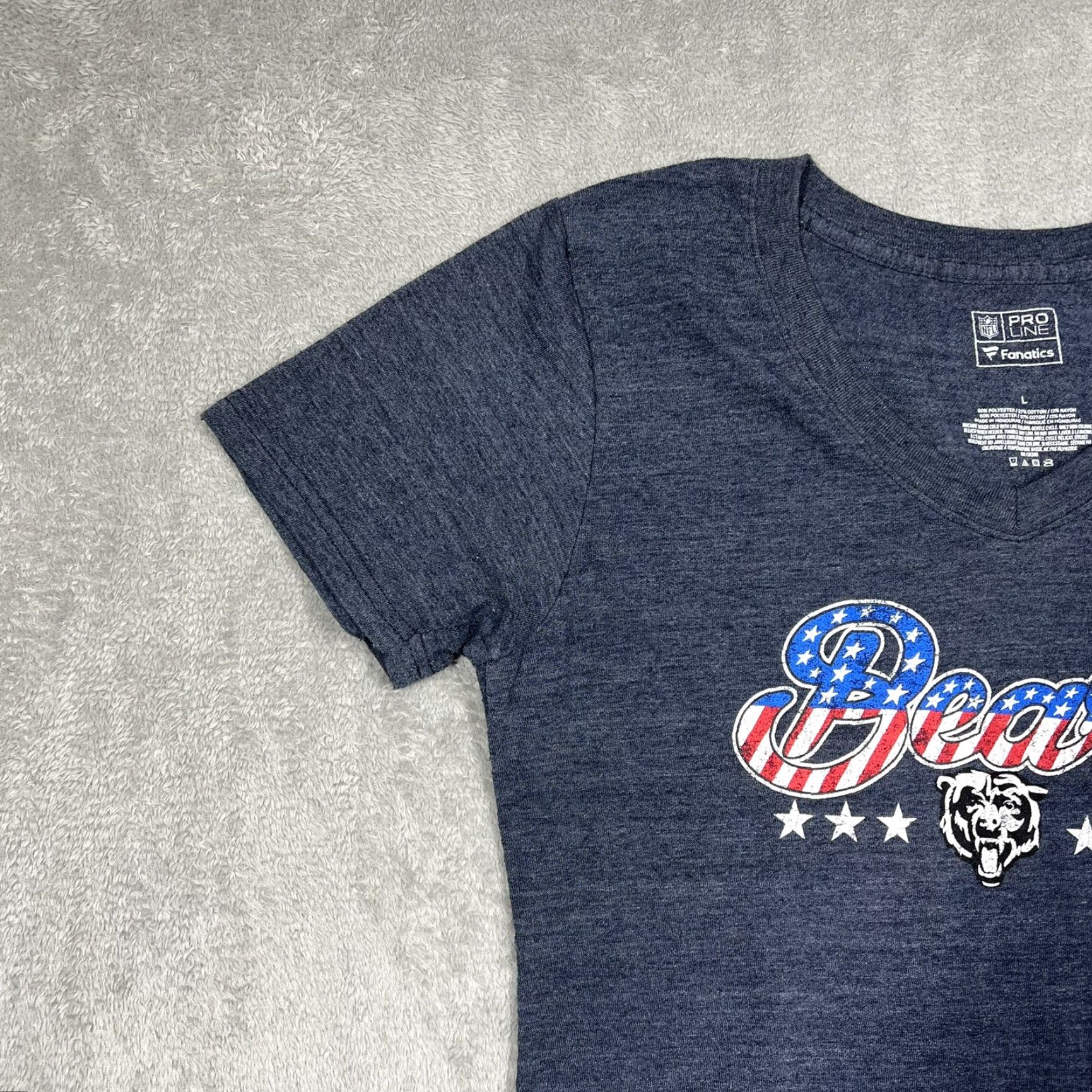 Vintage Fanatics NFL Chicago Bears Women's Large V-Neck T-Shirt Heather Navy Patriotic Football Sports Size L / US 10 / IT 46 - 4 Thumbnail