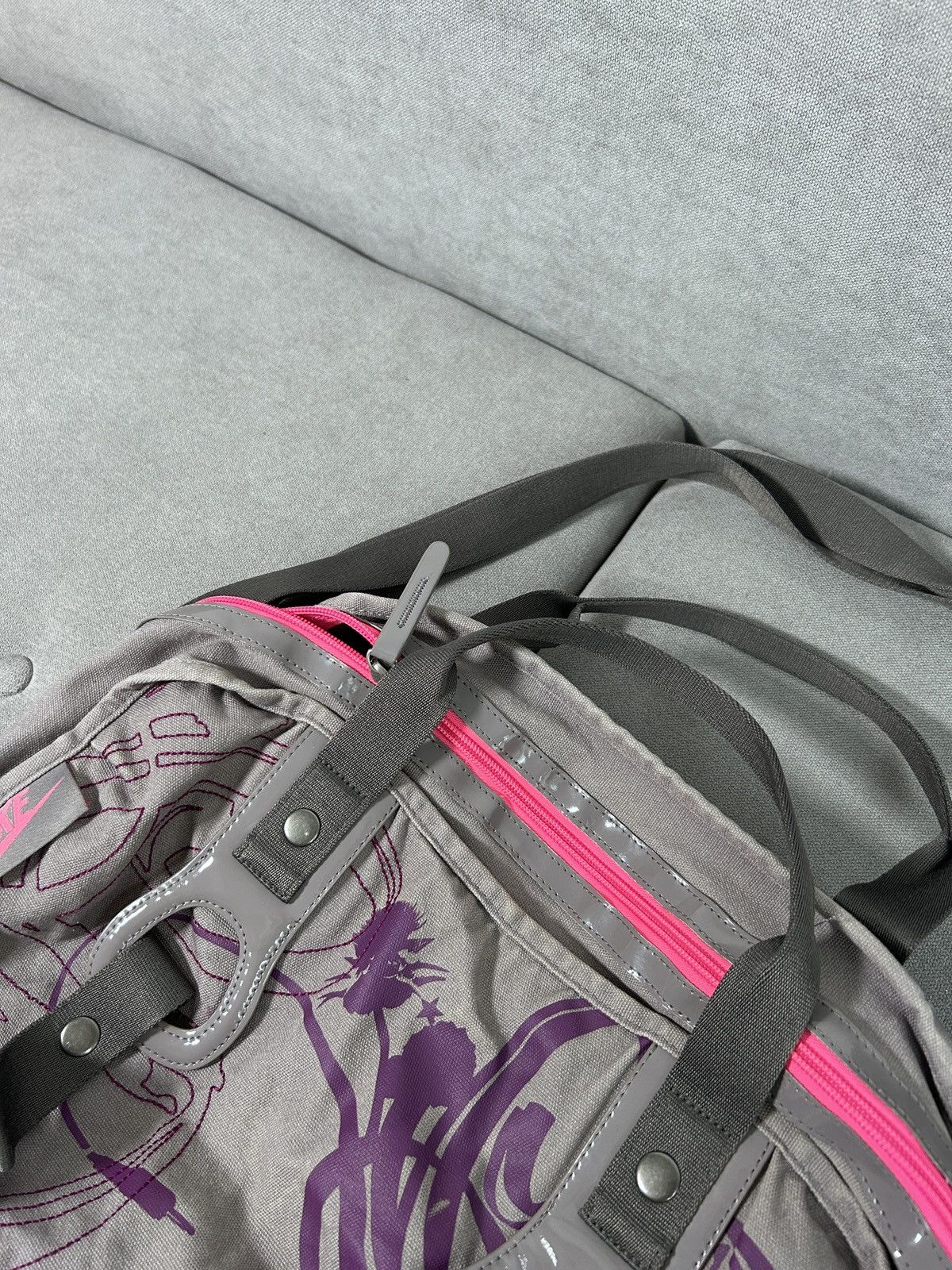 Nike × Vintage Nike Vintage purple Massager Y2K Swoosh Bag Cross Body Size ONE SIZE - 4 Thumbnail