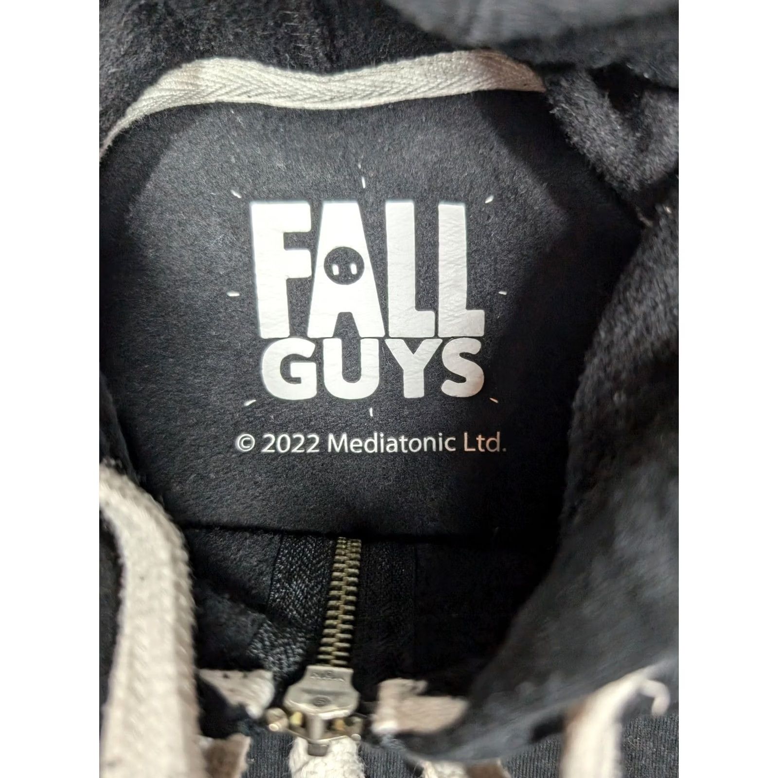 Rainbow Fall Guys Hoodie Mens XXL Black Full Zip Rainbow Graphic Video Game Gamer 2022 Size US XXL / EU 58 / 5 - 5 Thumbnail