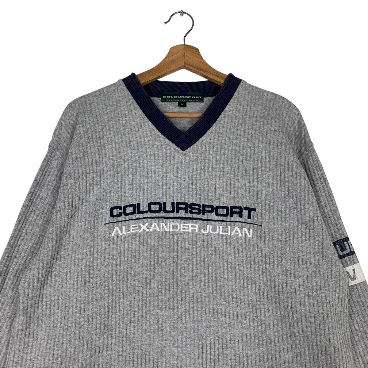Alexander Julian COLOURSPORT Embroidery Big Logo V Neck Sweater #0461-C21 Size US L / EU 52-54 / 3 - 2 Thumbnail