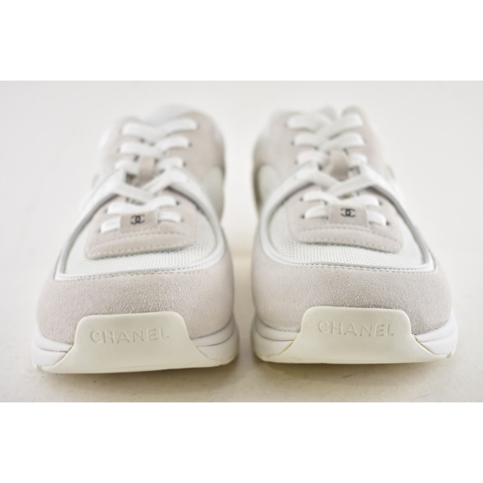 Chanel Chanel 20P Mens Triple White Mesh CC Logo Trainer Sneaker 11 Size US 11 / EU 44 - 7 Thumbnail