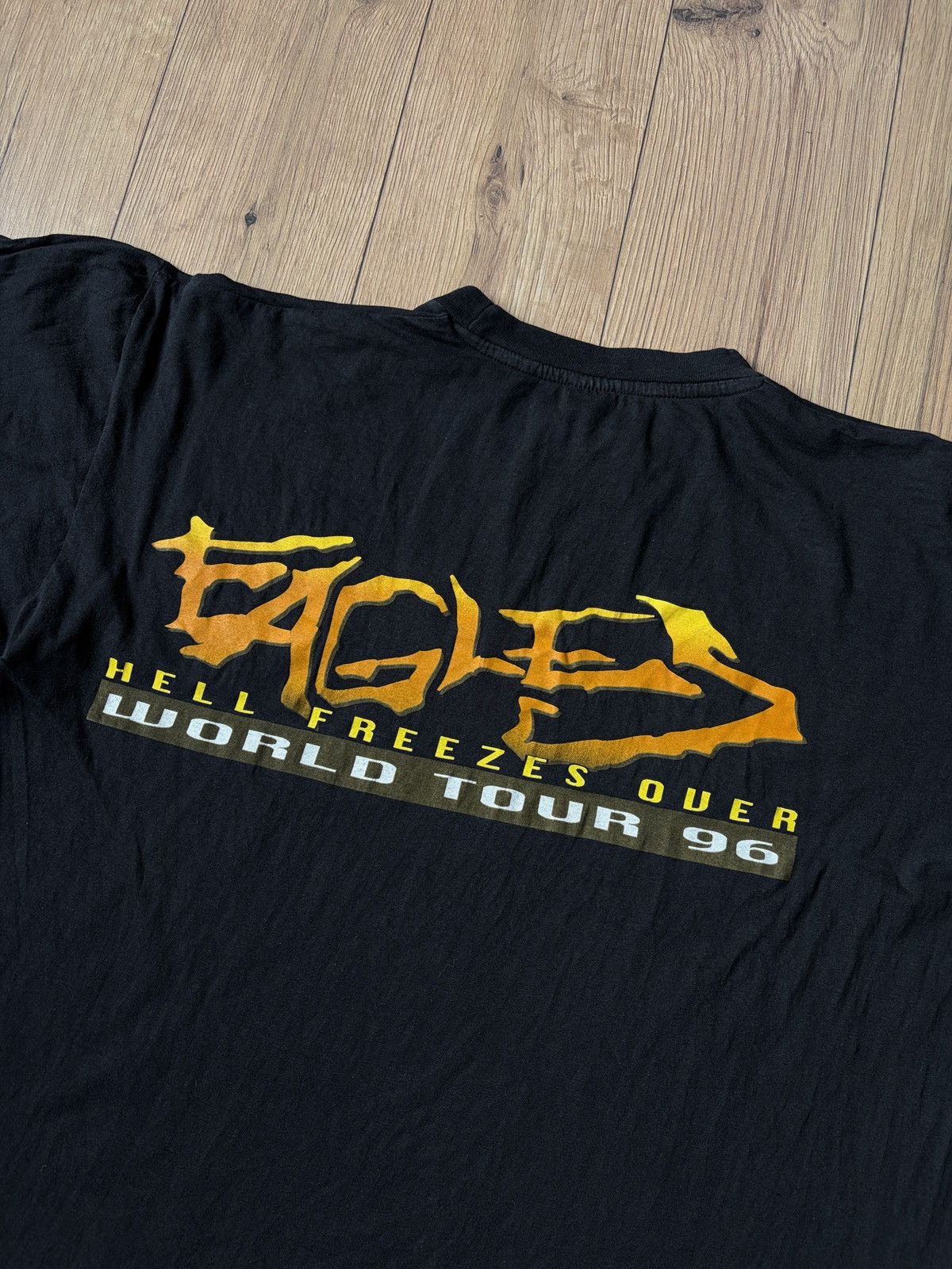 Band Tees 1996 EAGLES Band Hell Freezes Over Tour T-shirt Size US XL / EU 56 / 4 - 12 Thumbnail