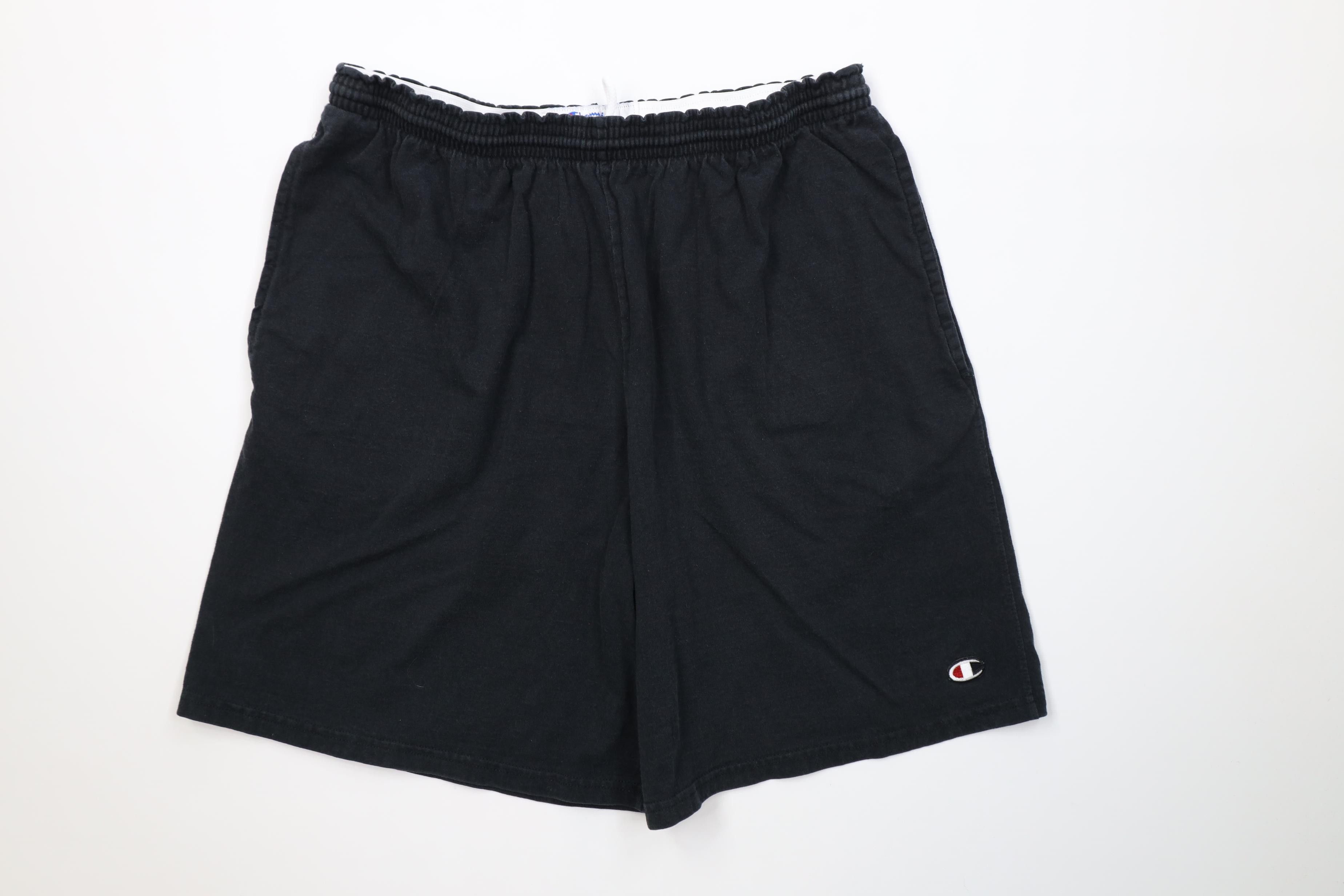 Champion Vintage Y2K Champion Heavyweight Above Knee Shorts Black Size US 36 / EU 52 - 1 Thumbnail