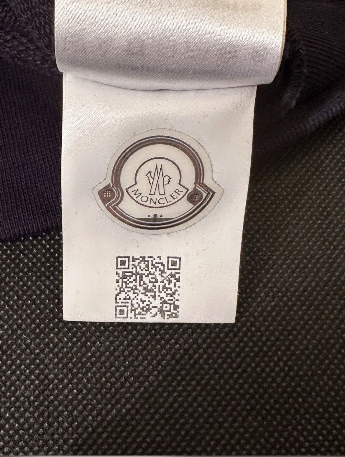 Moncler Moncler Sweatshirt Size US L / EU 52-54 / 3 - 3 Thumbnail