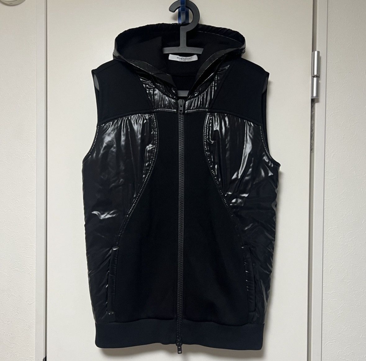 Givenchy Givenchy Hooded Nylon Vest Size US XS / EU 42 / 0 - 1 Thumbnail