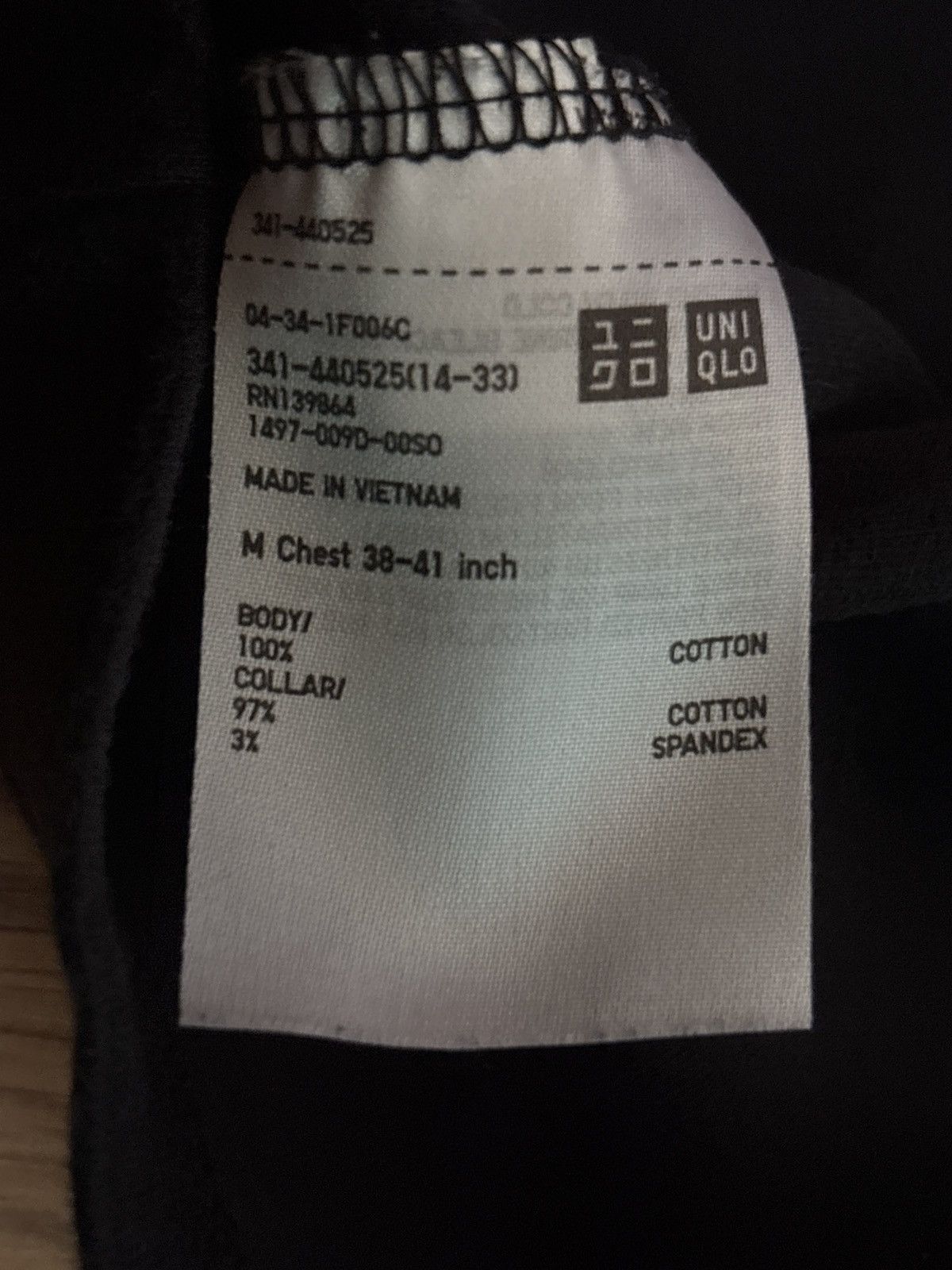 Uniqlo Uniqlo Black Mock Neck Long Sleeve Size US M / EU 48-50 / 2 - 4 Thumbnail