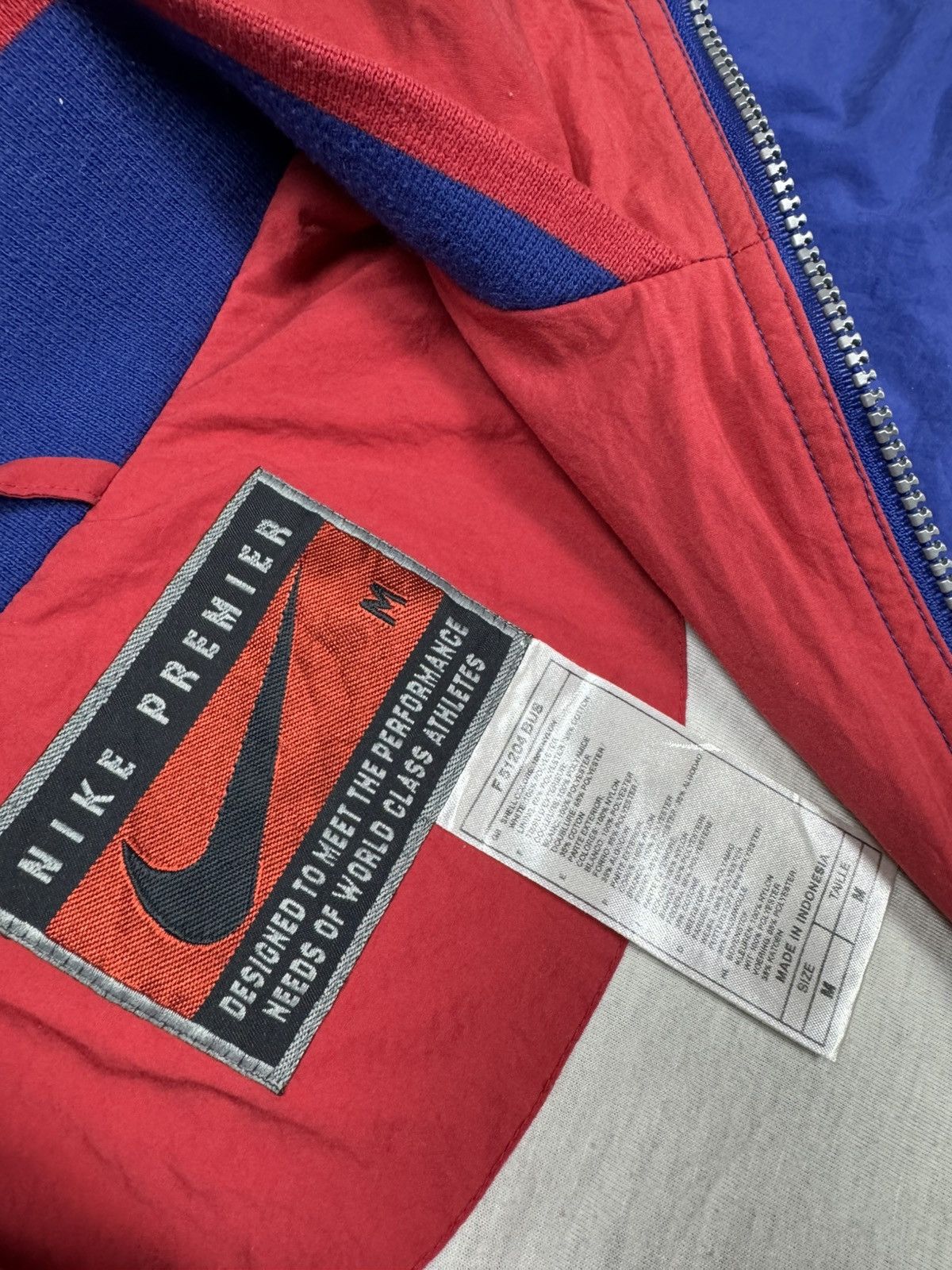 Nike Nike PSG Paris Saint Germain Training Zip 1995-1996 Size US L / EU 52-54 / 3 - 6 Thumbnail