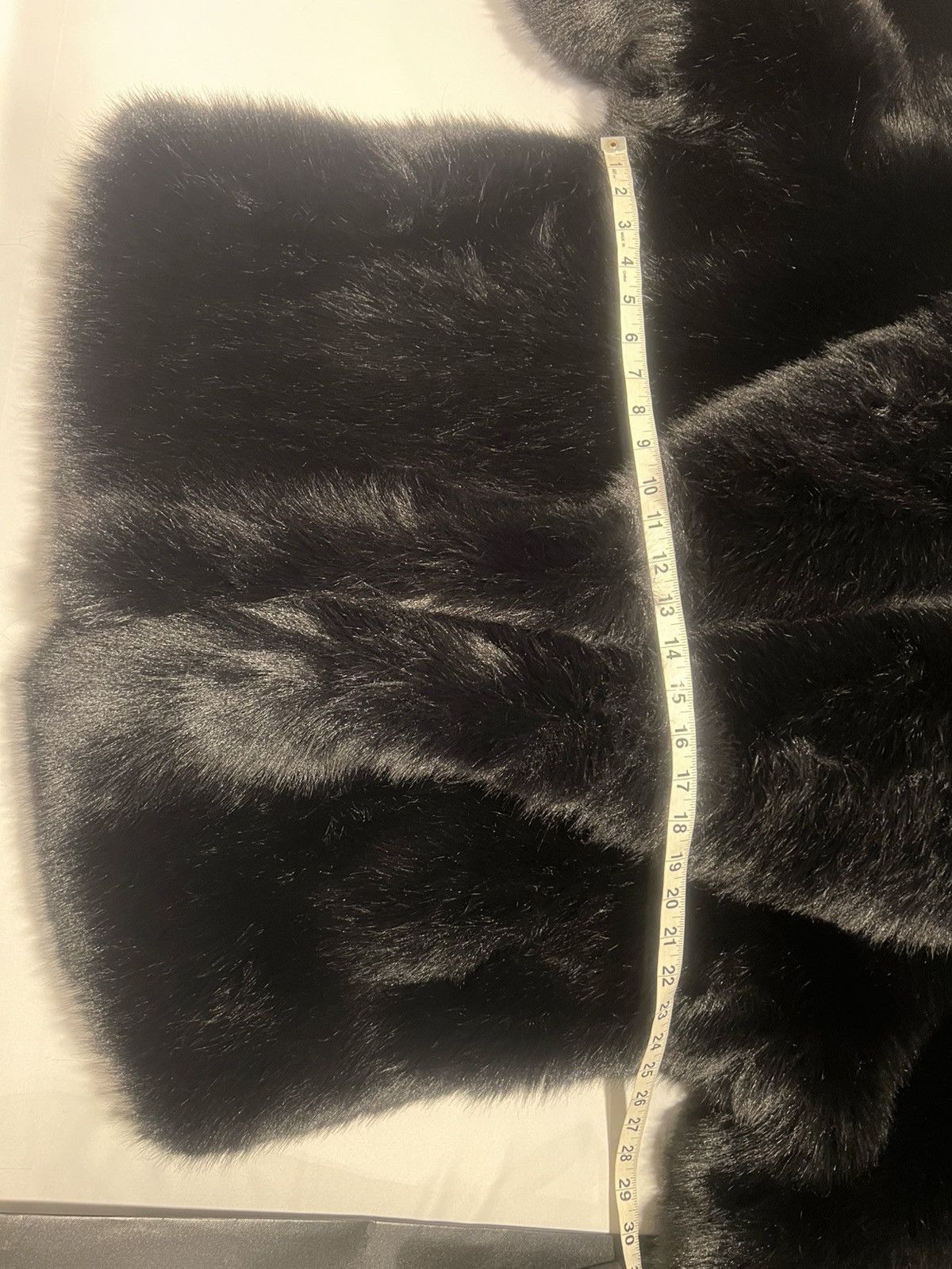 Saint Laurent Paris Saint Laurent men’s faux fur oversized coat. 46/S-XL. $8700 Size US S / EU 44-46 / 1 - 5 Thumbnail