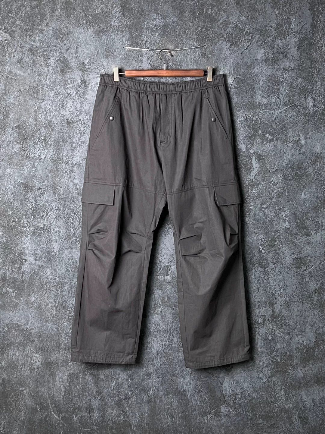 Moncler Moncler Cotton Gray Casual Pants 34 Men Size US 34 / EU 50 - 1 Thumbnail