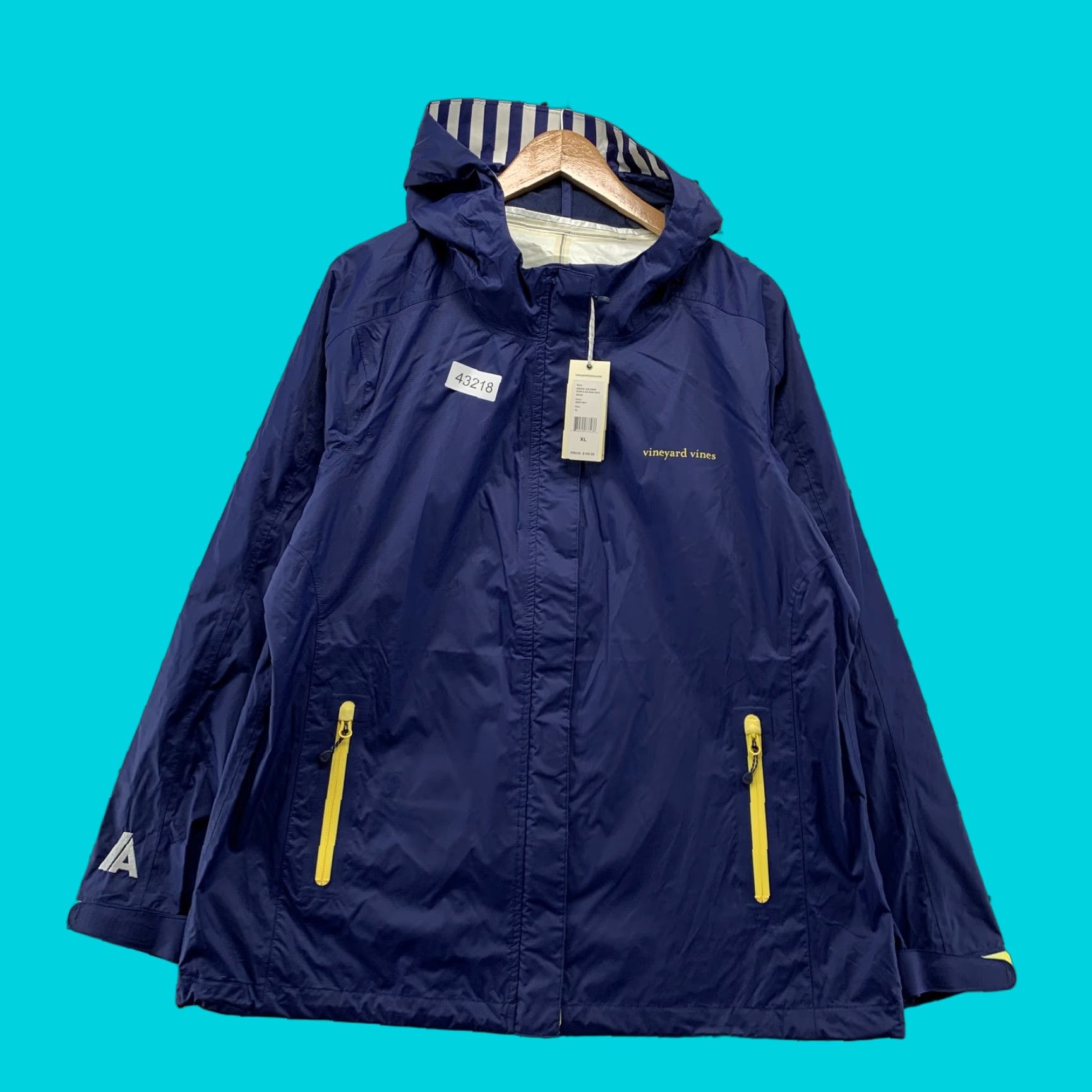 Vineyard Vines NEW Vineyard Vines Rain Coat Womens XL Blue Yellow Water Proof NWT 65 Size XL / US 12-14 / IT 48-50 - 1 Thumbnail