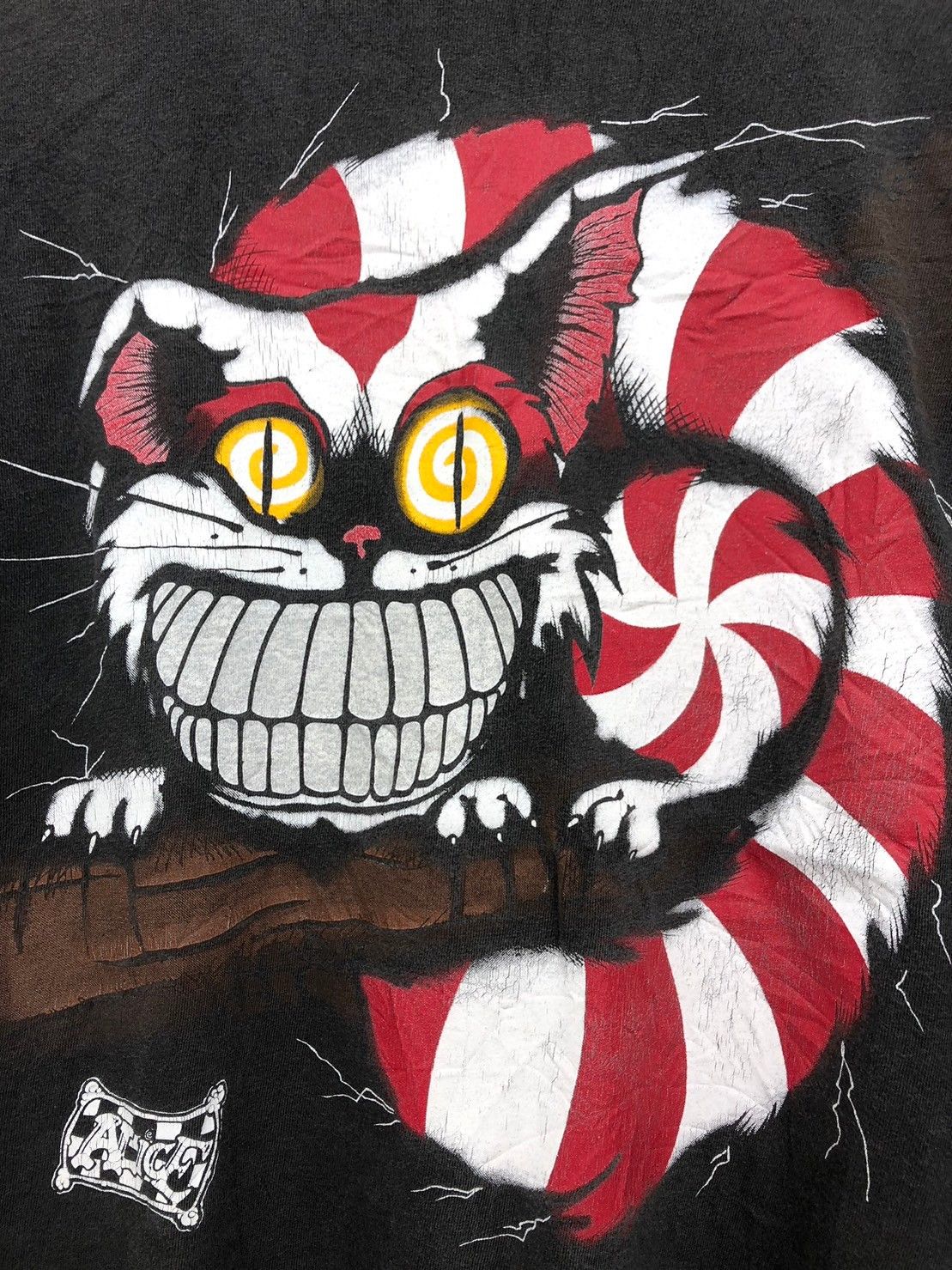Vintage Vintage 90's Alice in Wonderland shirt Andazia tag BN Size US L / EU 52-54 / 3 - 5 Thumbnail