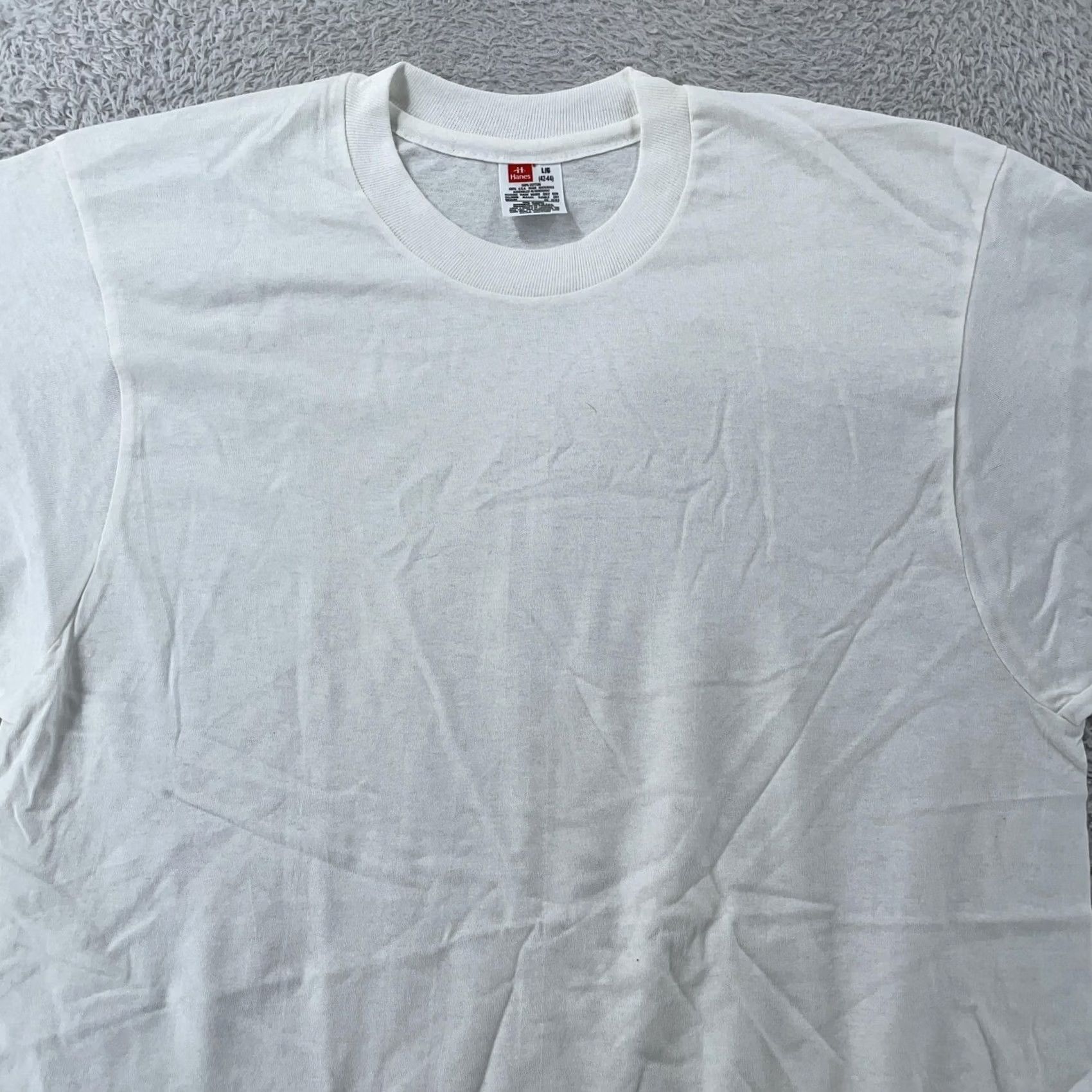 Hanes VINTAGE Hanes Shirt Mens Medium White Crewneck Short Sleeve Tee Size US L / EU 52-54 / 3 - 2 Thumbnail