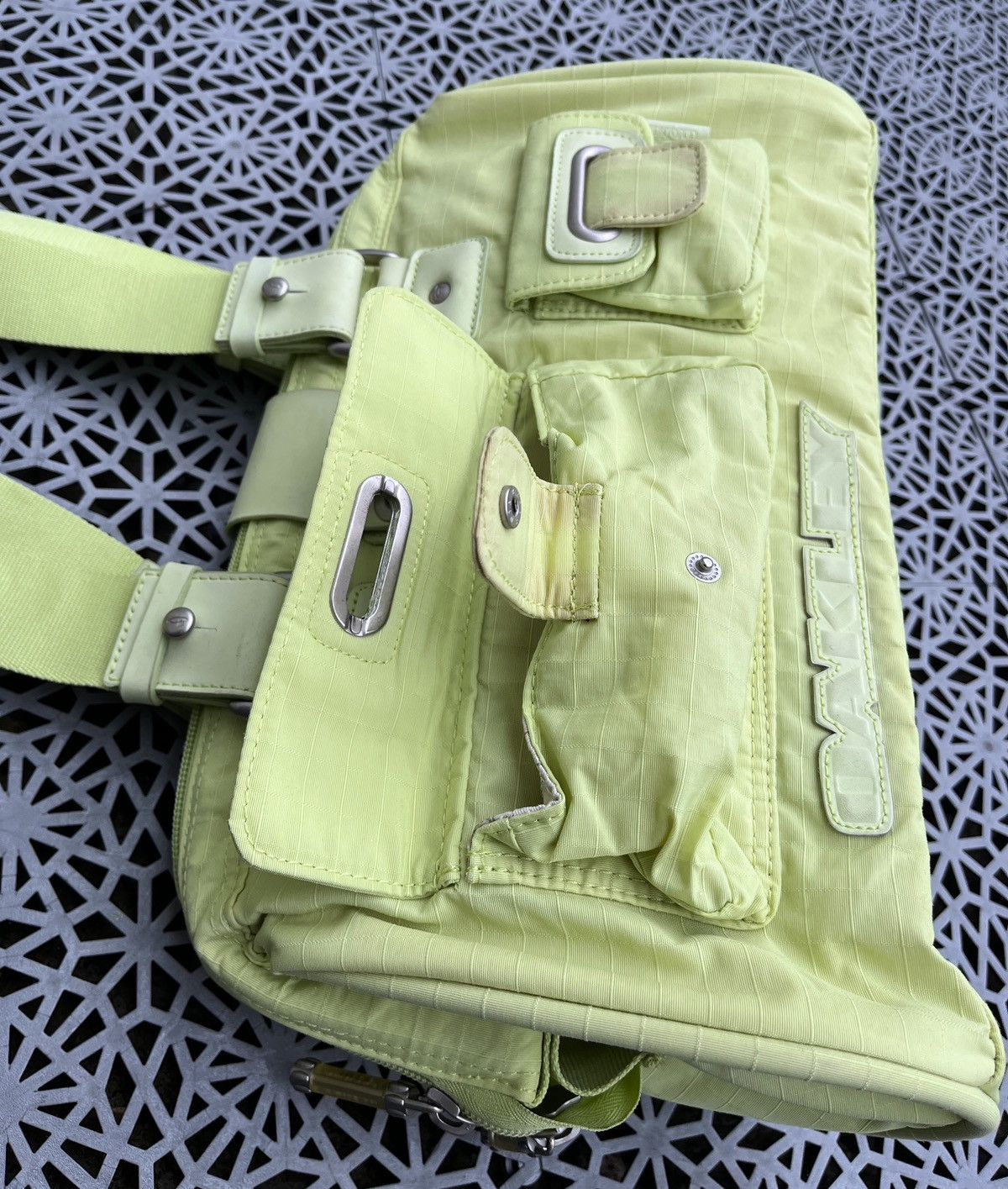 Oakley 🔥 Rare Vintage OAKLEY Y2K Multi Pocket Cargo Bag Rave Size ONE SIZE - 14 Thumbnail