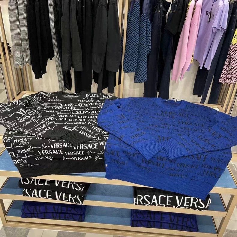 Versace Versace Men's alphabet logo sweater Size US XS / EU 42 / 0 - 1 Thumbnail