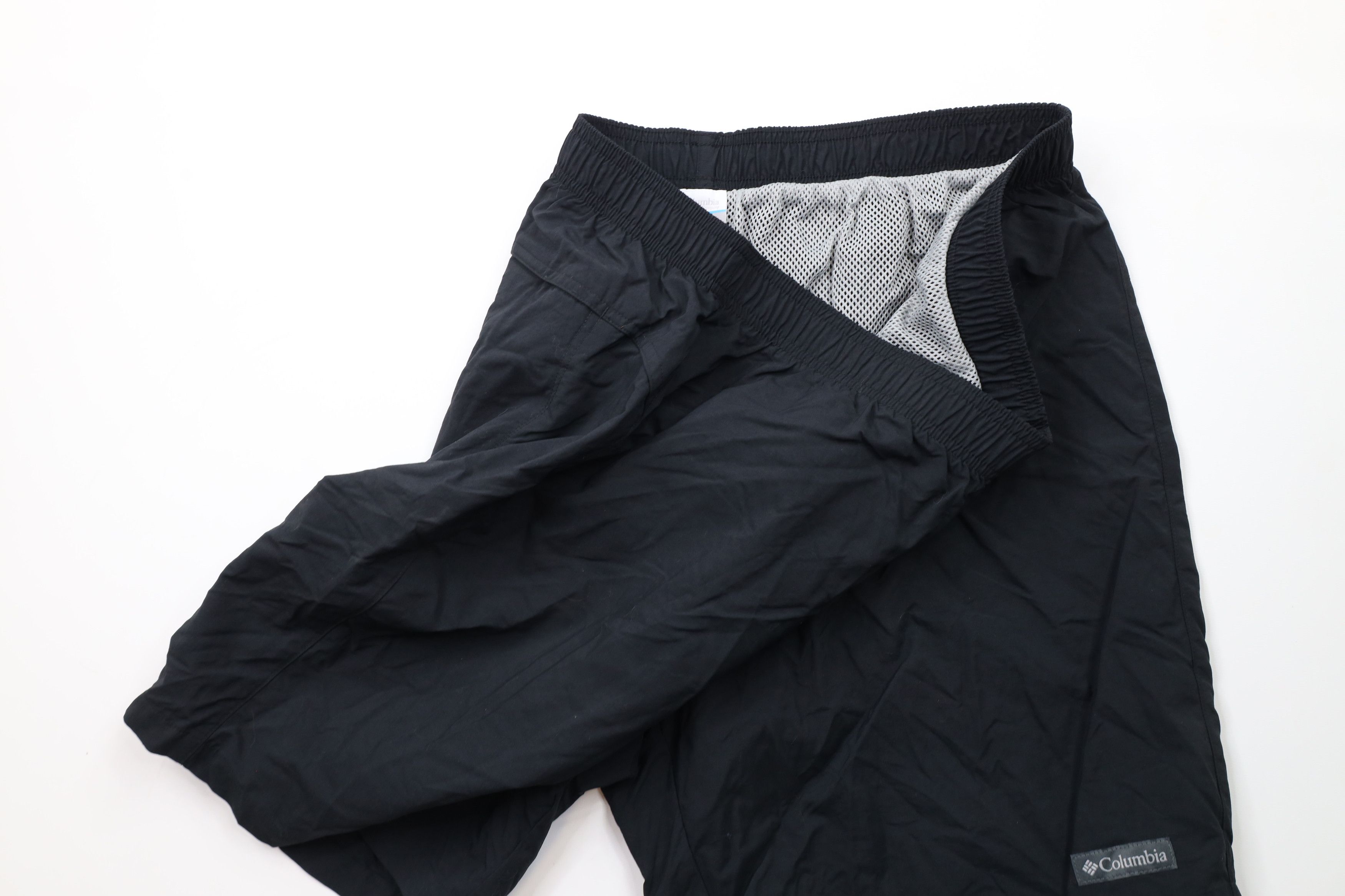 Columbia × Vintage Vintage Columbia Out Box Logo Lined Above Knee Shorts Black Size US 34 / EU 50 - 6 Thumbnail