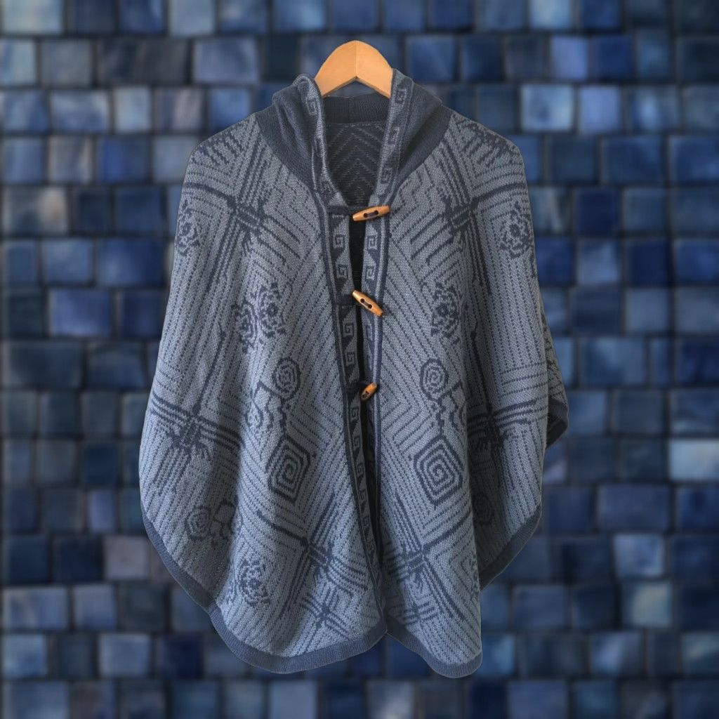 Vintage Amorinka Peru Women's Knit Poncho Hoodie Cape Blue One Size Toggle Closure Size ONE SIZE - 1 Thumbnail