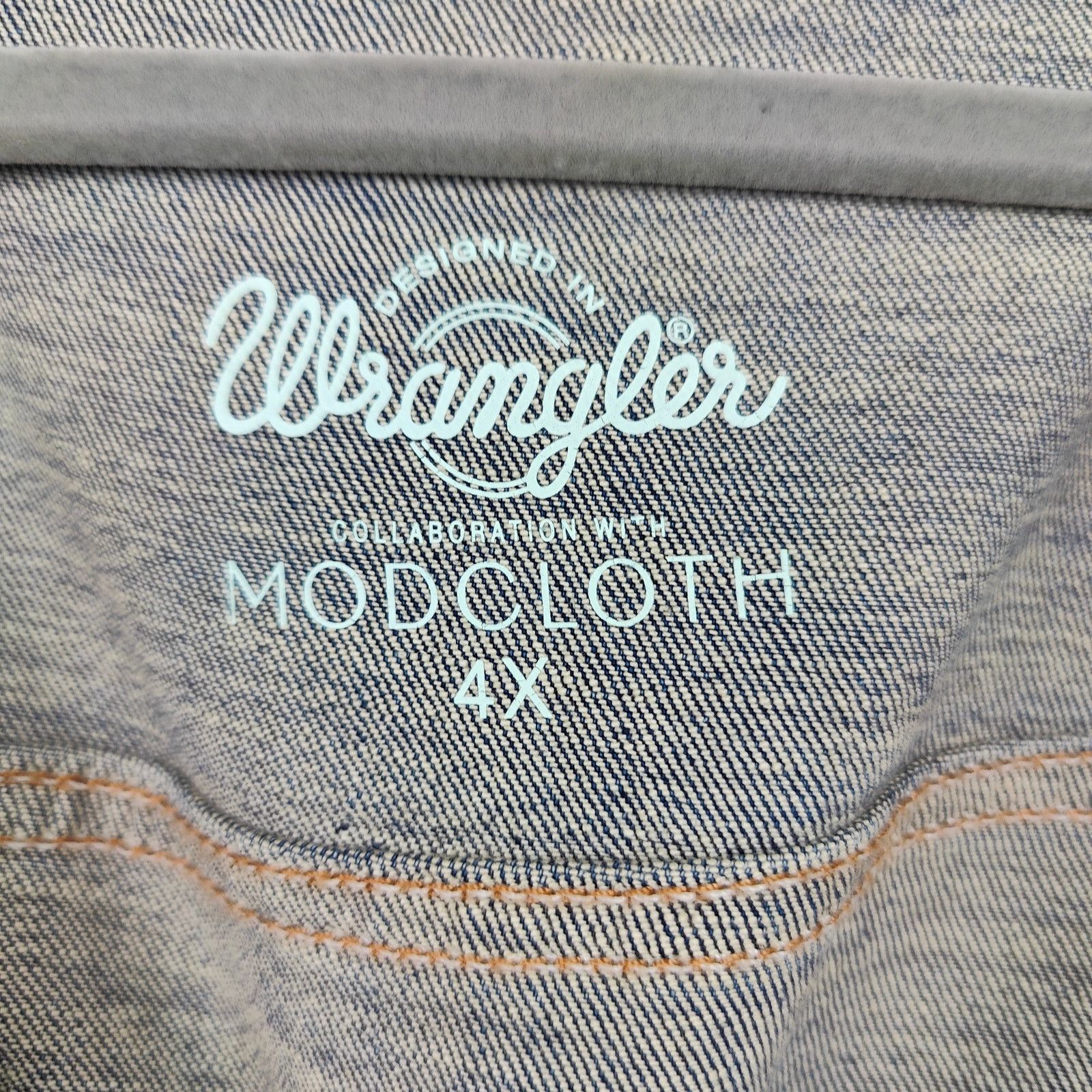 Other ModCloth x Wrangler Denim Trucker Jacket Womens 4X Blue Size 4XL / US 24-26 - 5 Thumbnail