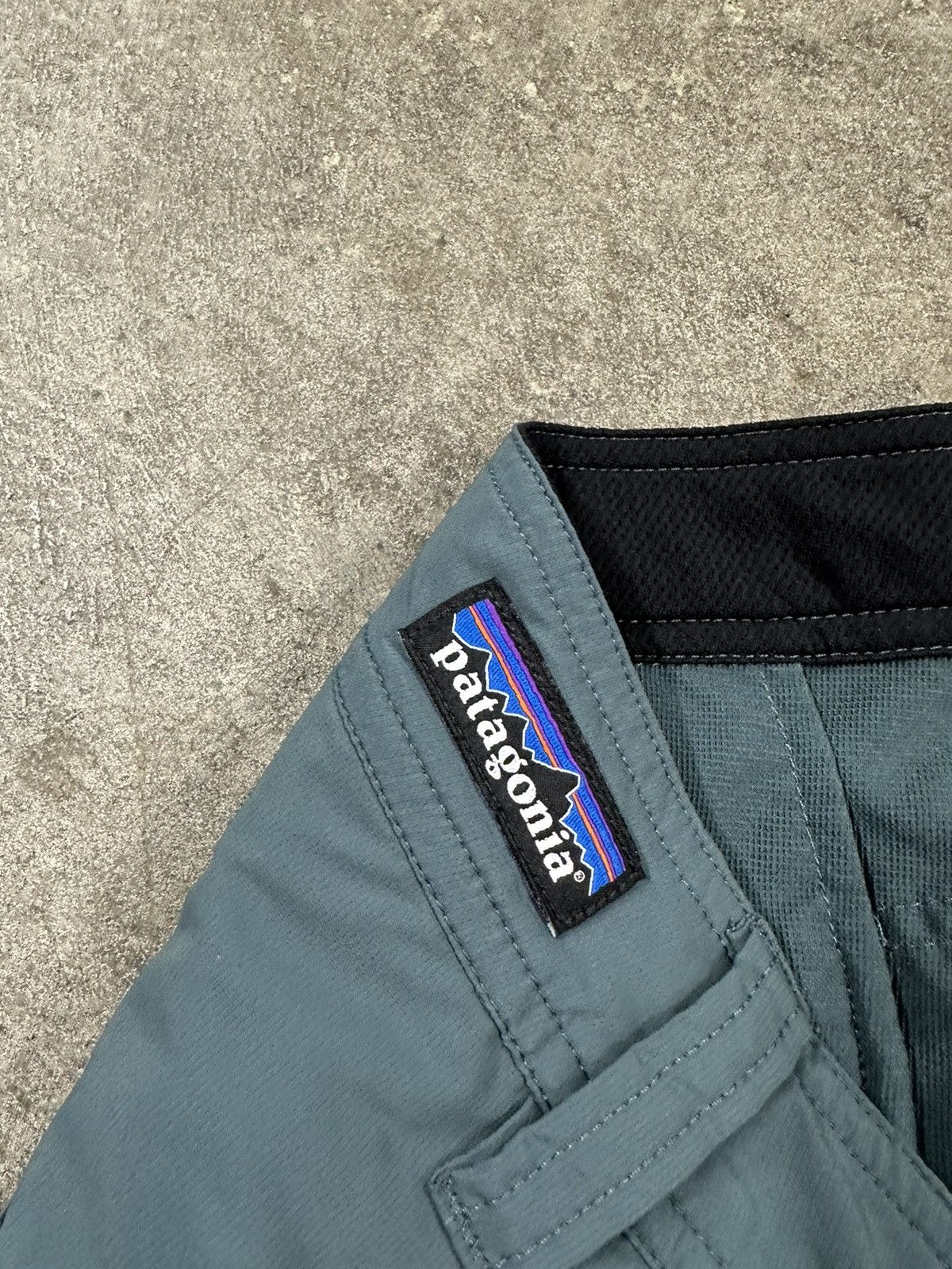 Patagonia Patagonia Mens Venga Rock Pants Outdoor Hiking Size US 40 / EU 56 - 12 Thumbnail