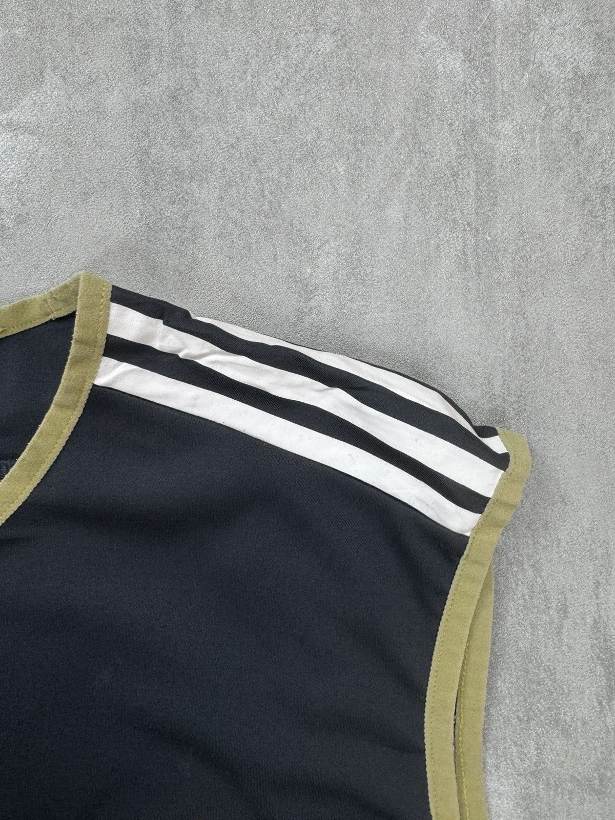 Vintage Real Madrid 2006 training sleeveless jersey Formotion Adidas Size US XXL / EU 58 / 5 - 6 Thumbnail