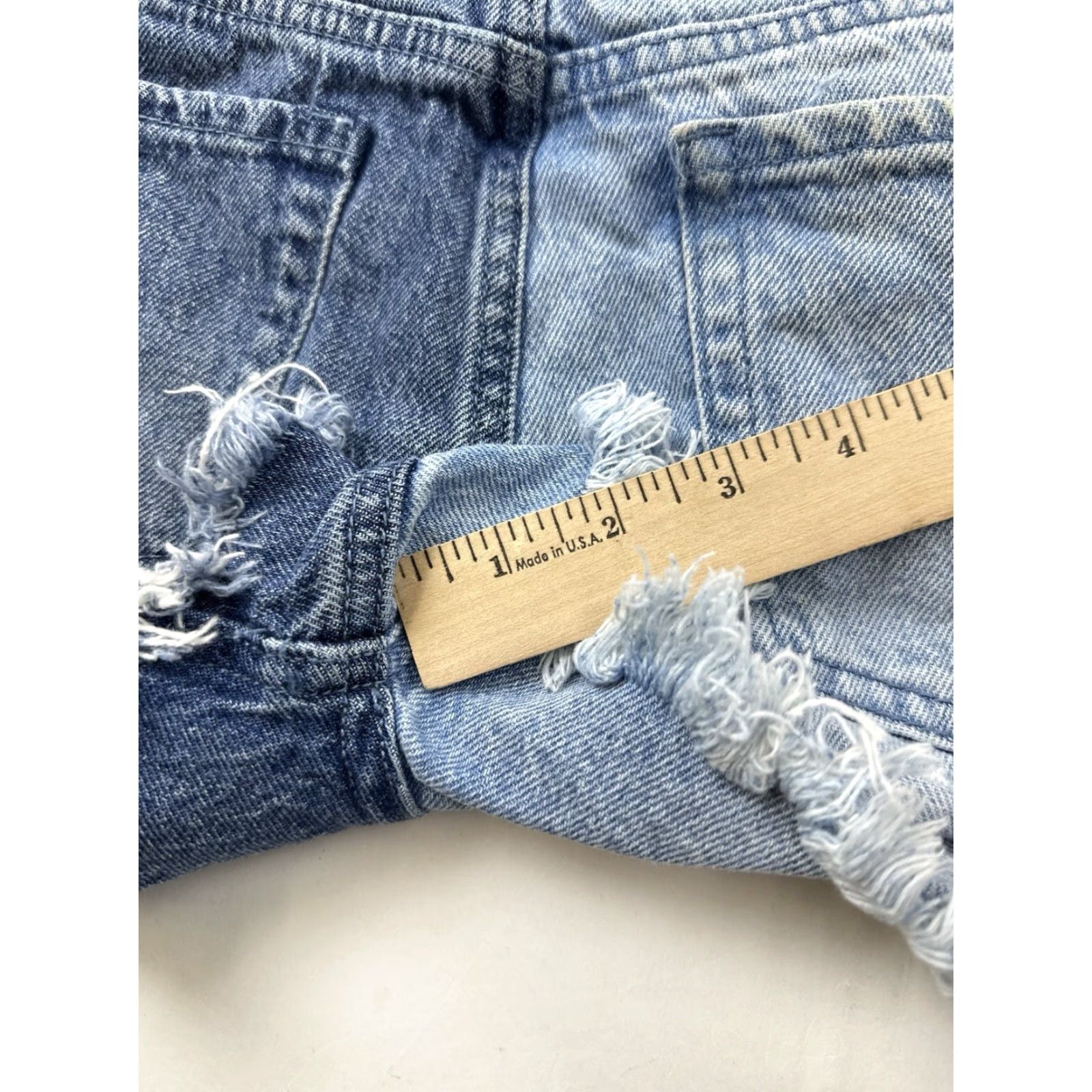 Pacsun Pacsun Shorts Women’s 24 Blue Vintage High Rise Two Tone Denim Cut Off Size 42" / US 20 - 7 Thumbnail