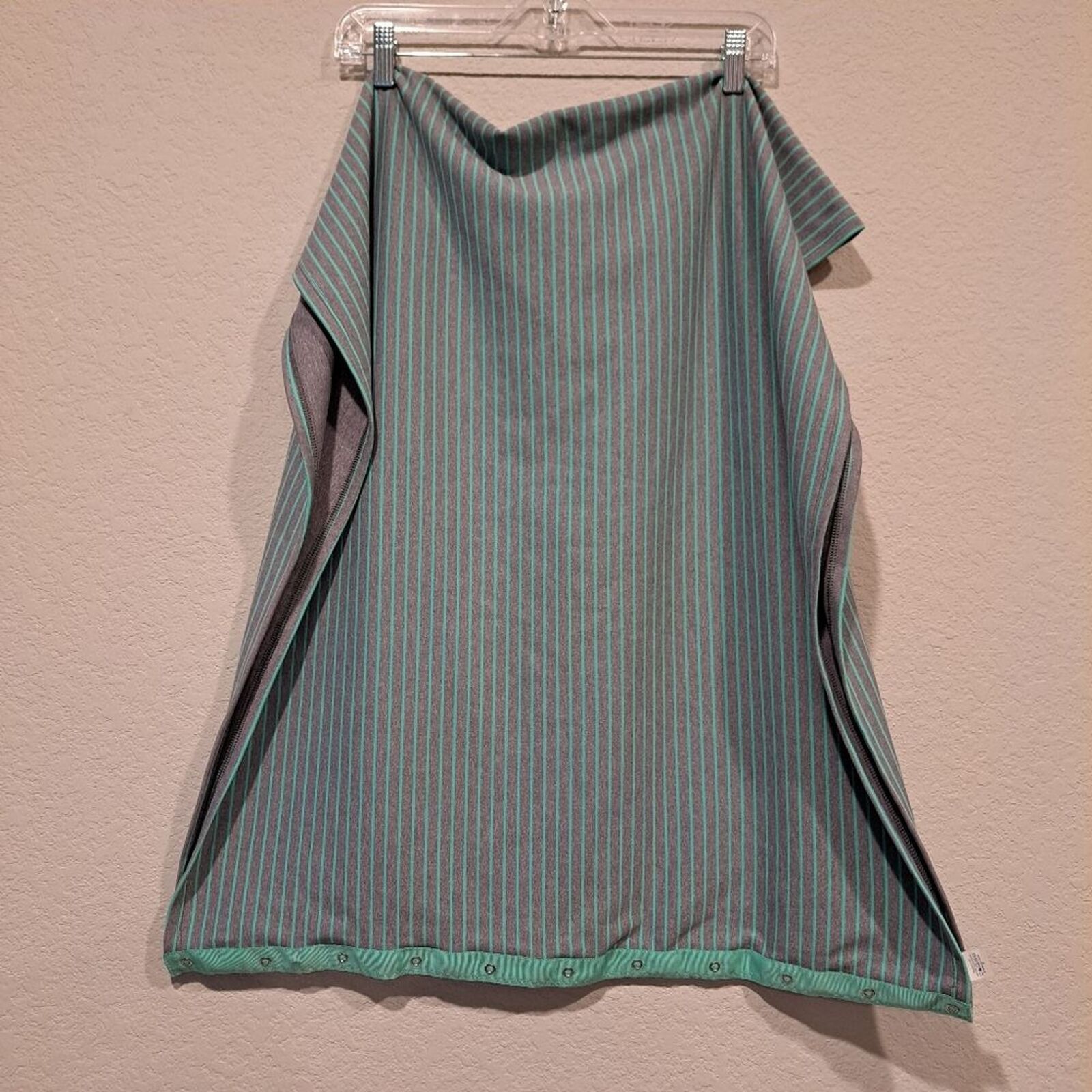 Lululemon Lululemon Vinyasa Scarf Wrap Gray Mint Green Stripes Snaps Size ONE SIZE - 7 Thumbnail