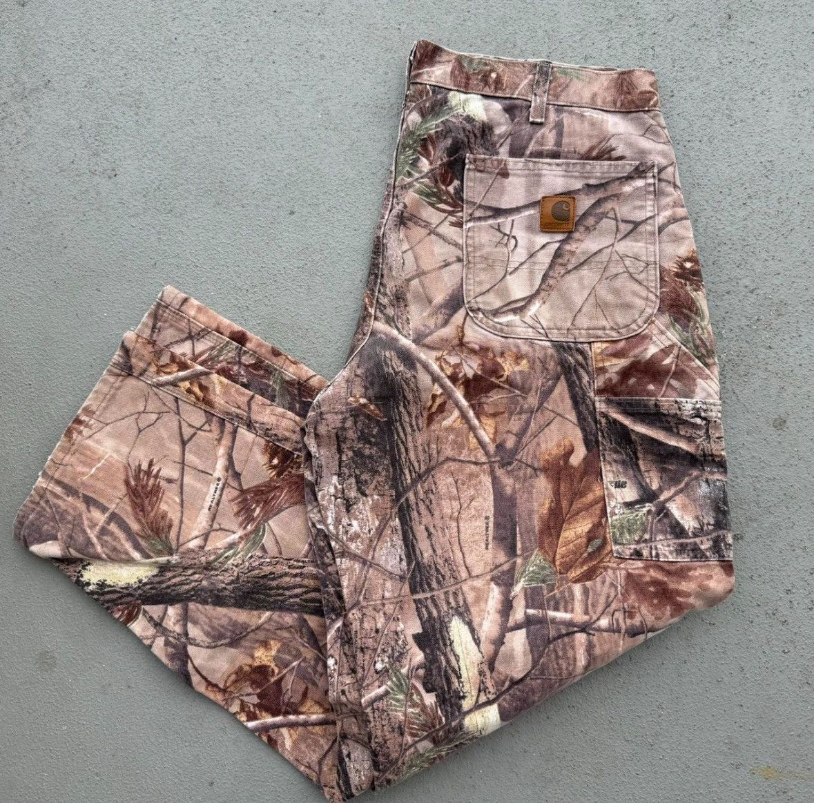 Vintage 90s Y2K Workwear Carhartt Realtree Camo Work Pants