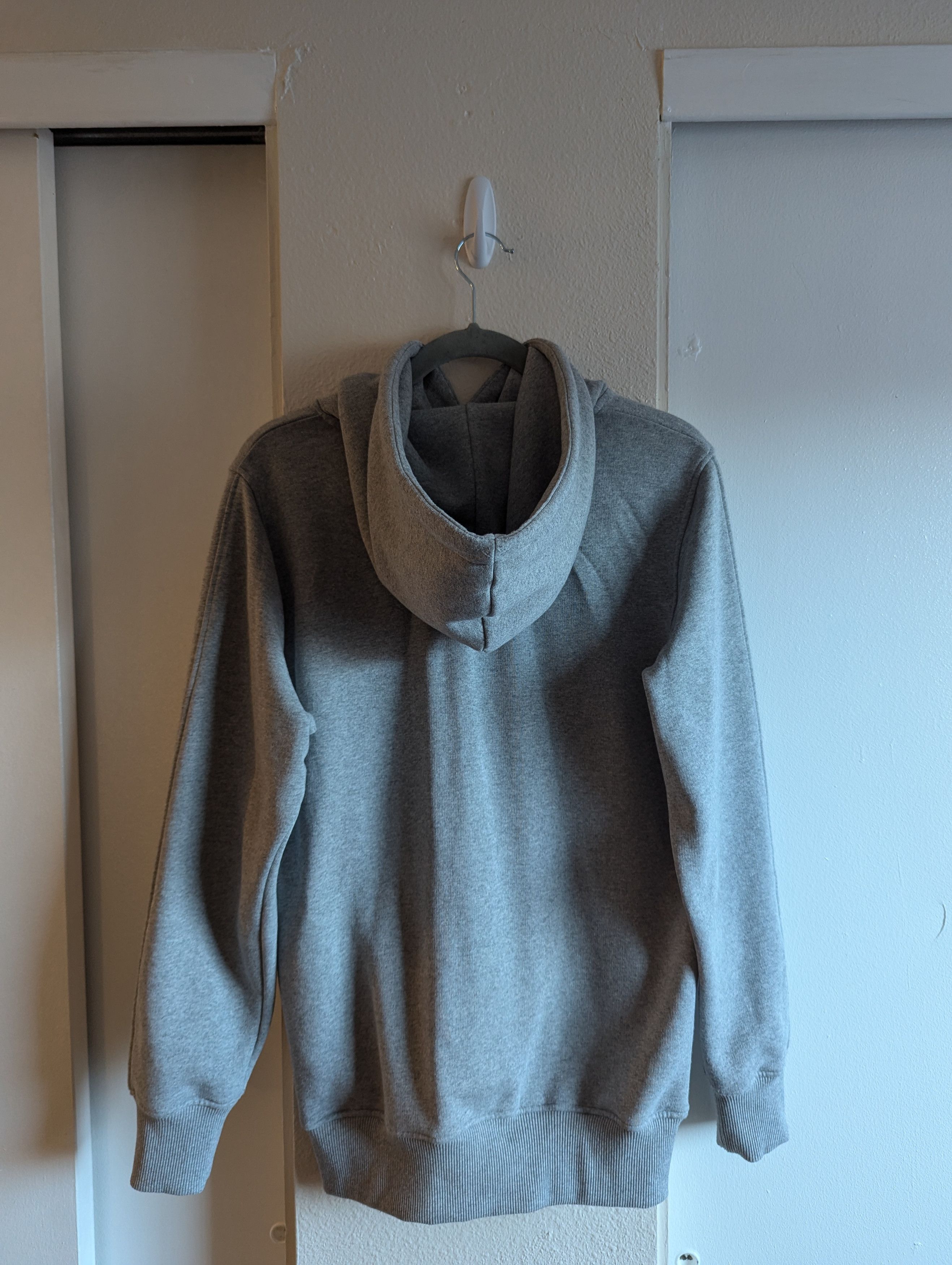 1017 ALYX 9SM 1017 ALYX 9SM Grey Visual Pop-Over Hoodie Size US S / EU 44-46 / 1 - 2 Thumbnail