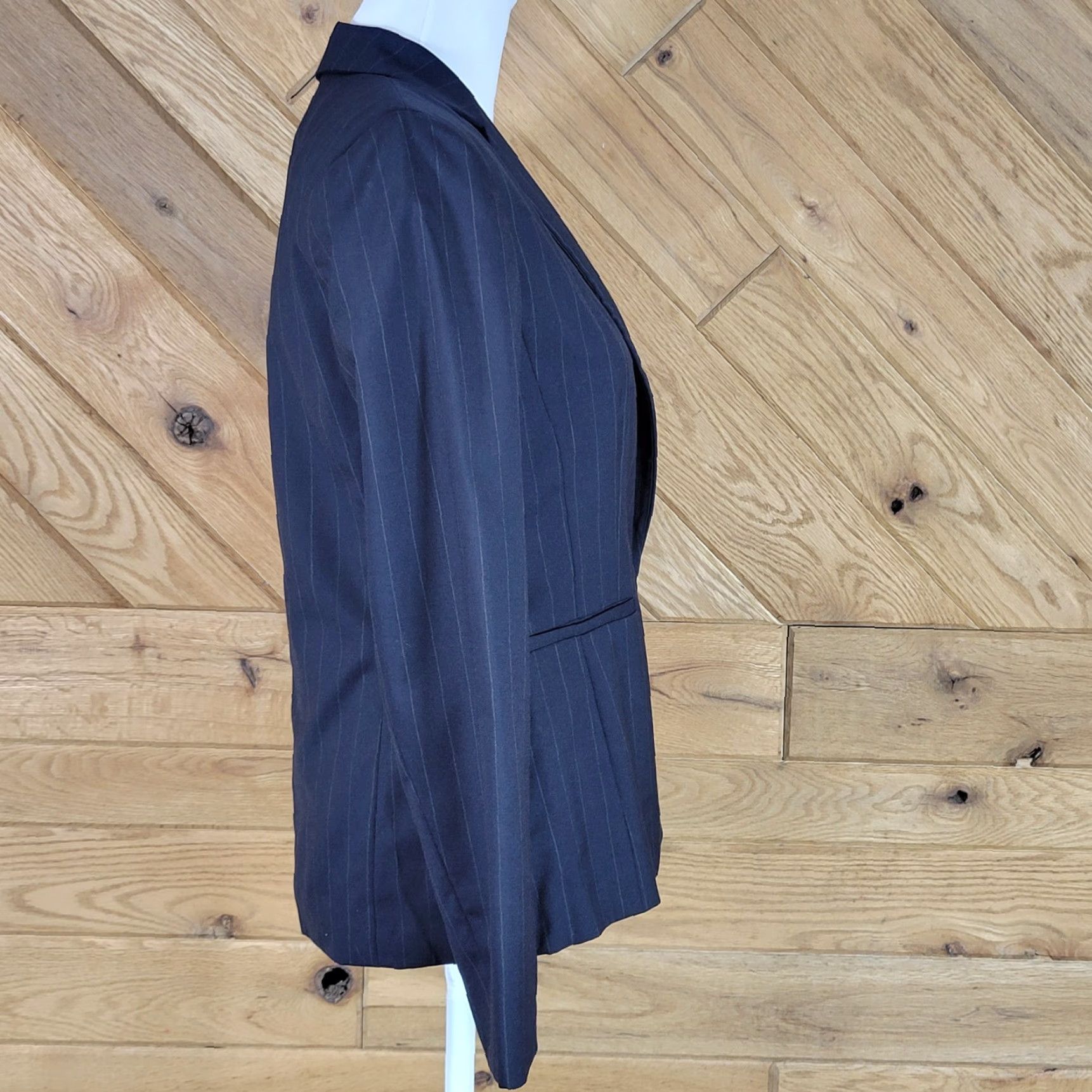 Brooks Brothers Brooks Brothers Womens Blazer Jacket One Button Striped Black Size 8 Wool Cardigan? Size M / US 6-8 / IT 42-44 - 3 Thumbnail