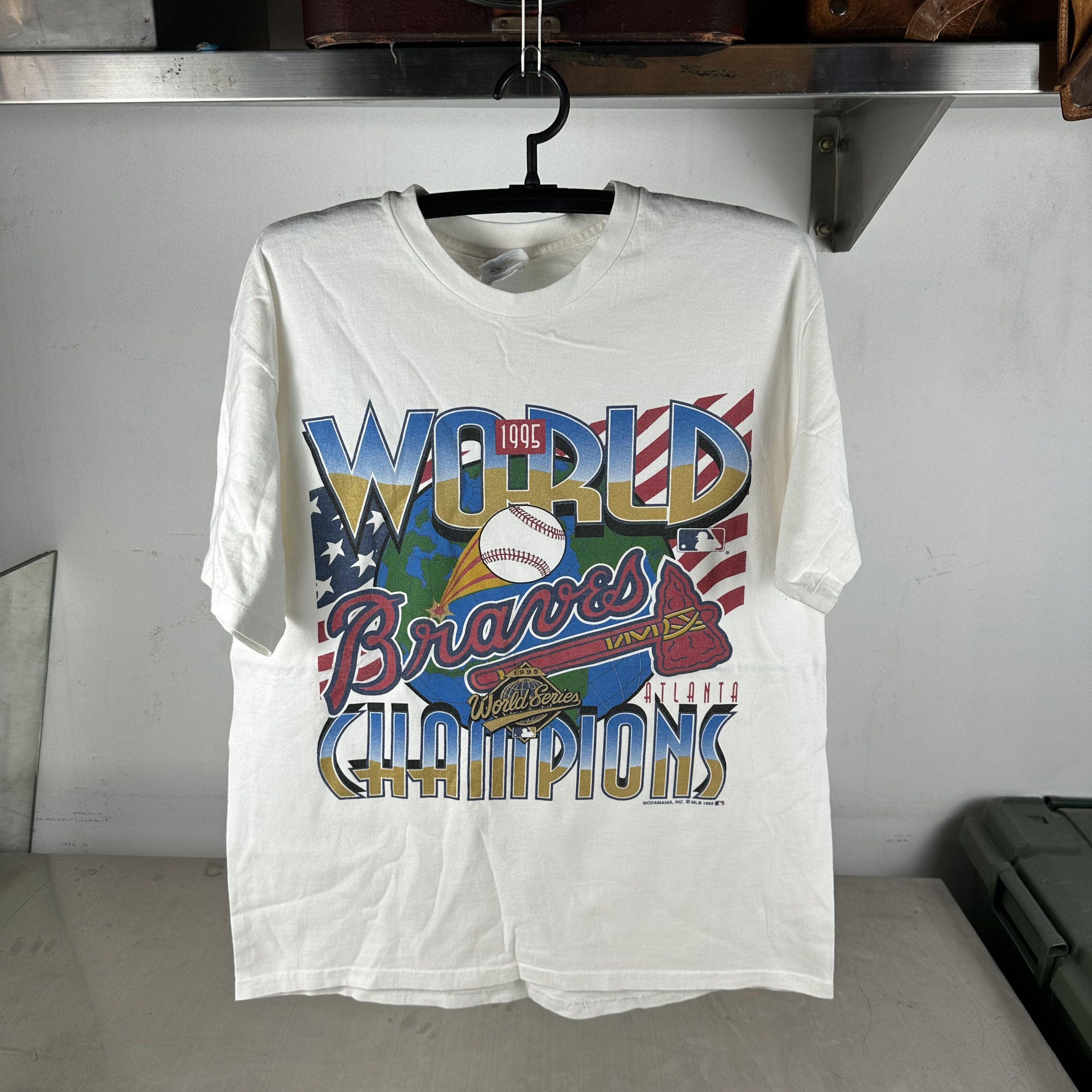 Vintage 1995 Atlanta Braves MLB World Champions T-shirt