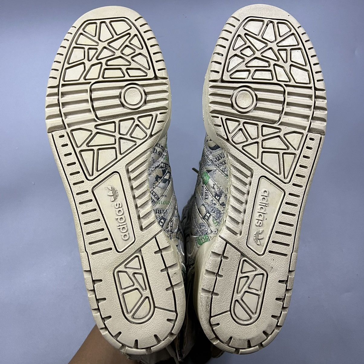 Adidas × Jeremy Scott Adidas Jeremy Scott Wings Money Hi Top Size US 9 / EU 42 - 9 Thumbnail