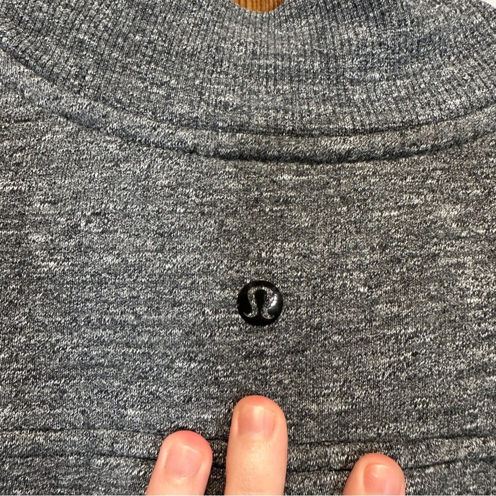 Lululemon Lululemon Pleat To Street Bomber Jacket Sz 6 Size M / US 6-8 / IT 42-44 - 6 Thumbnail