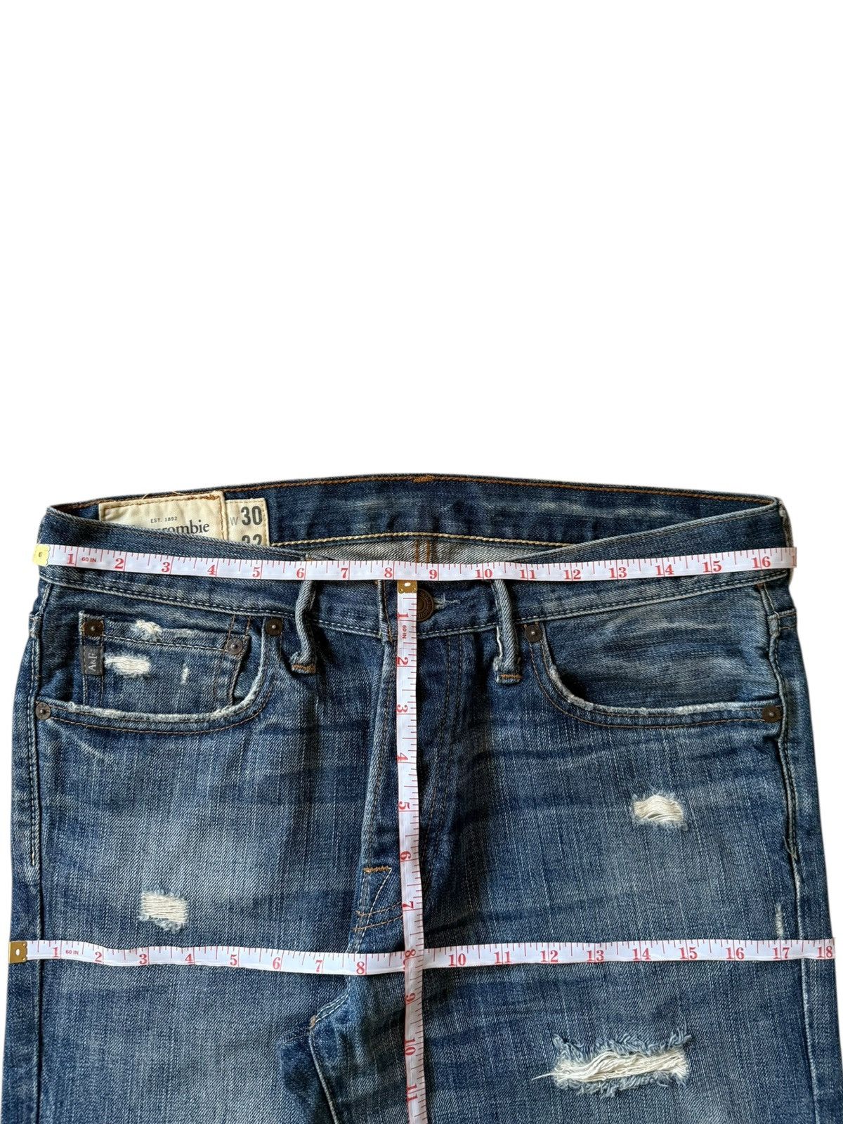 Abercrombie & Fitch Vintage Abercrombie Distressed Low Rise Flare Jeans Size US 33 - 6 Thumbnail