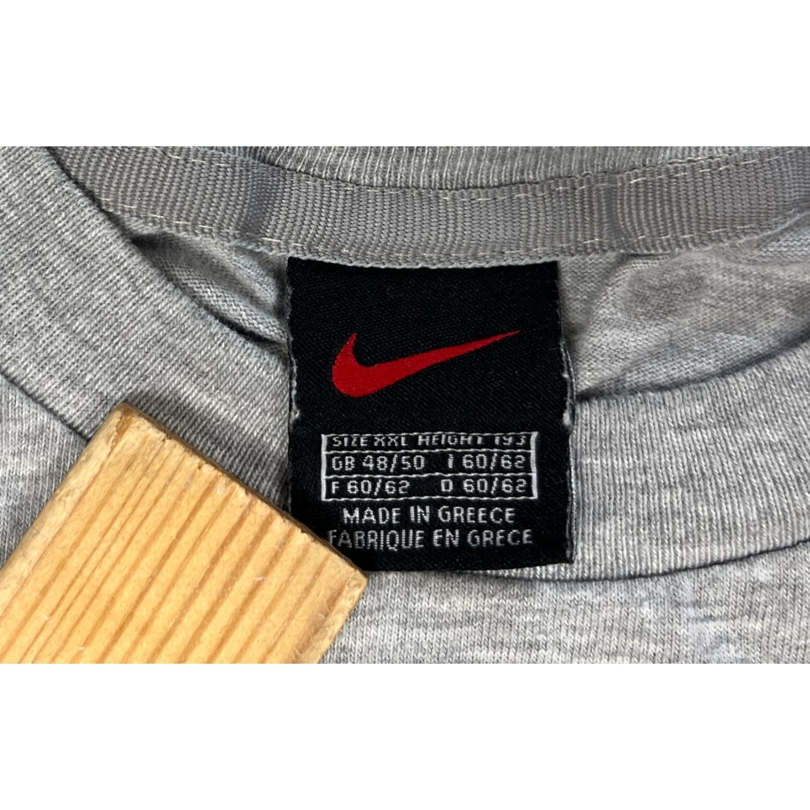 Nike Nike Men's 2XL Vintage 90s Basic T-Shirt Gray Crew Neck Short Sleeve Cotton Blend Logo Shirt 90s Size US XXL / EU 58 / 5 - 3 Thumbnail