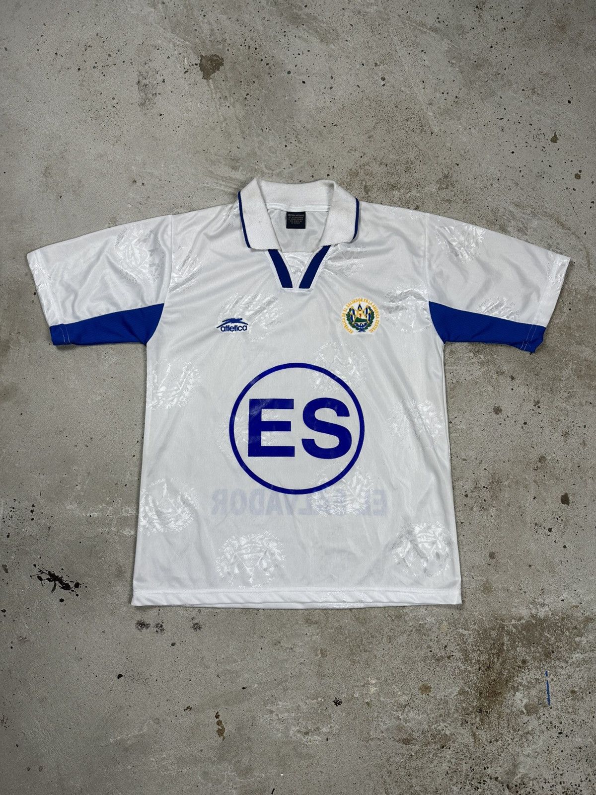 Vintage Vintage 2000s Atletica x El Salvador White Jersey Home/Away Size US M / EU 48-50 / 2 - 1 Thumbnail