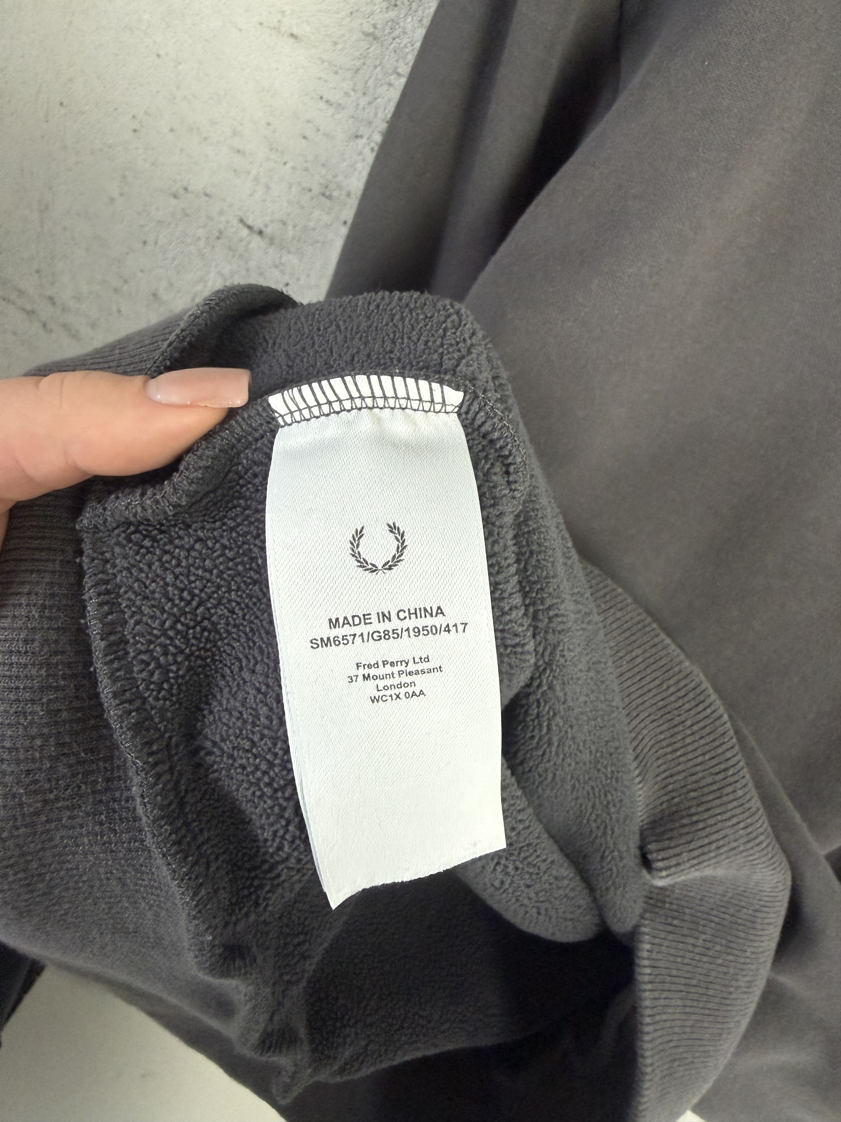 Fred Perry Fred Perry small logo quarter zip sweatshirt casual Size US L / EU 52-54 / 3 - 4 Thumbnail