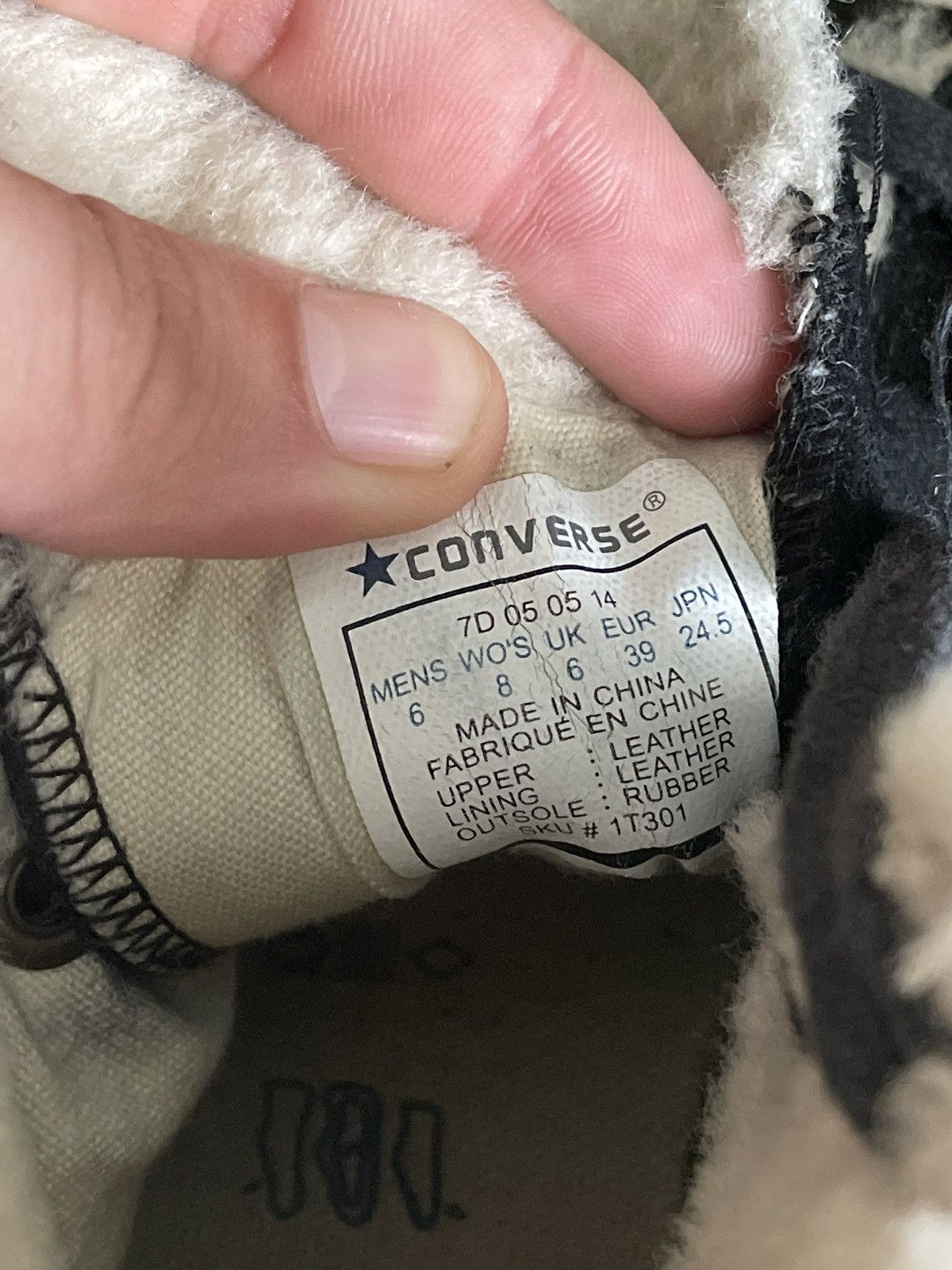 Converse × Designer Converse fur lining real suede leather sneakers Size US 8.5 / IT 38.5 - 11 Thumbnail
