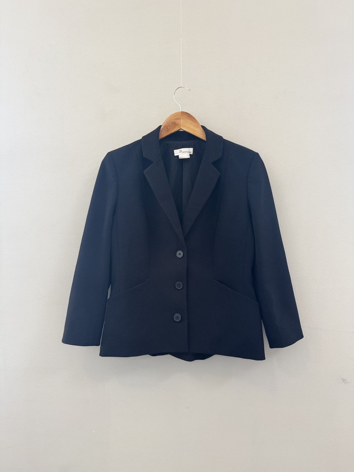 Dior 2022 Dior uniforms women’s blazer classy tailoring Size M / US 6-8 / IT 42-44 - 1 Thumbnail