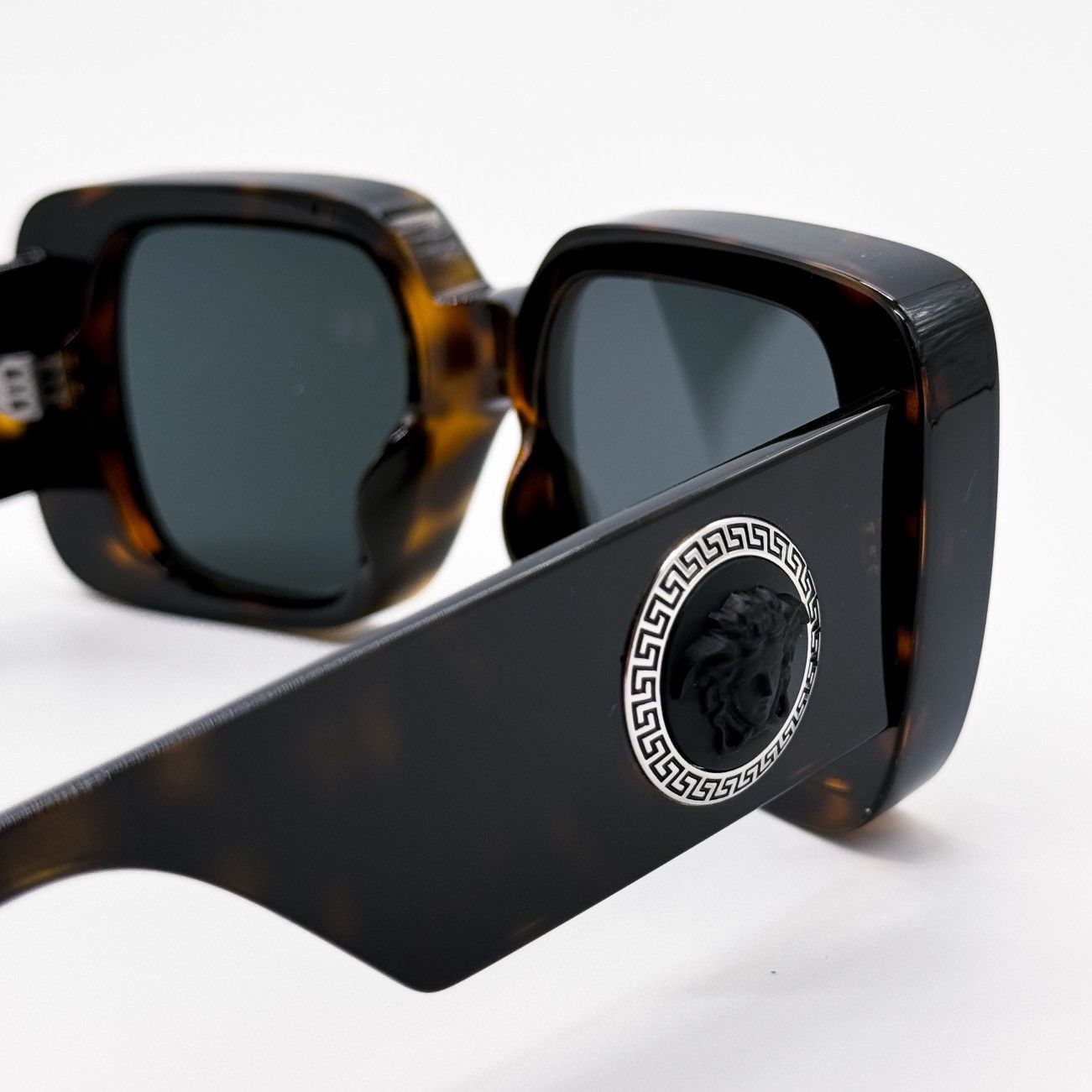 Versace NEW VERSACE VE4473U 108/87 SUNGLASSES VERSACE MOD 4473U Size ONE SIZE - 6 Thumbnail