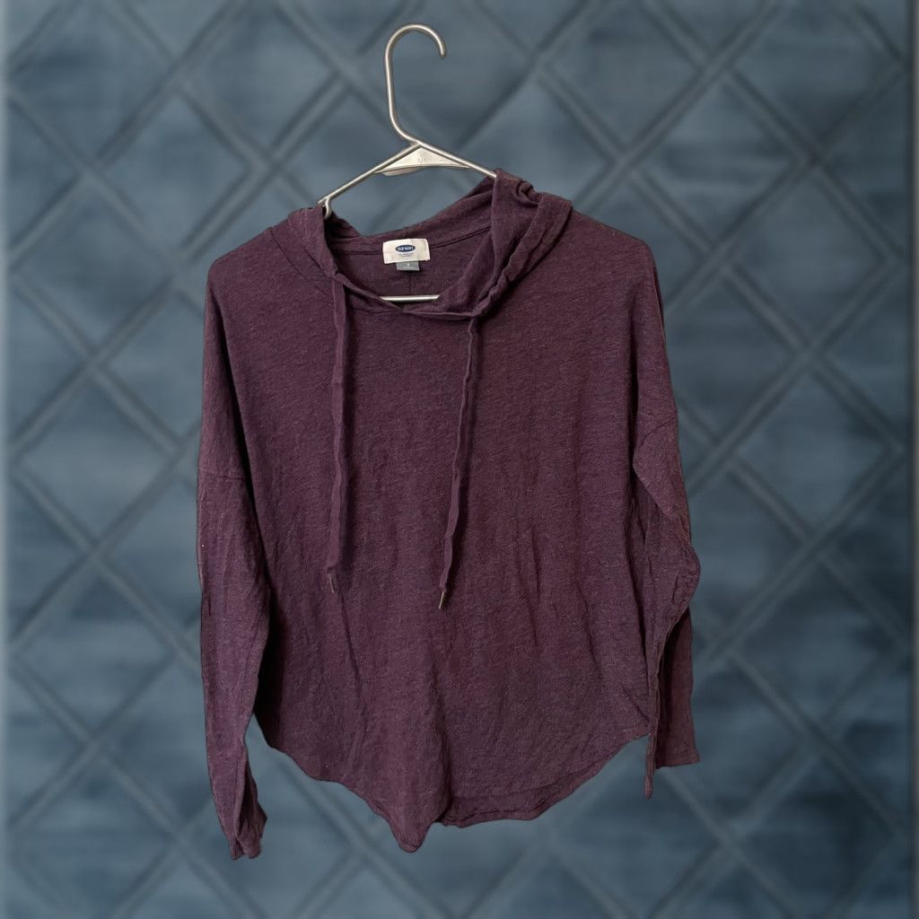 Old Navy Old Navy Hoodie Women’s Small Purple Pullover Sweatshirt Pocket Pockets Thumbholes Crew Neck All Seasons Lightweight Hooded Sweatshirt Size S / US 4 / IT 40 - 1 Thumbnail