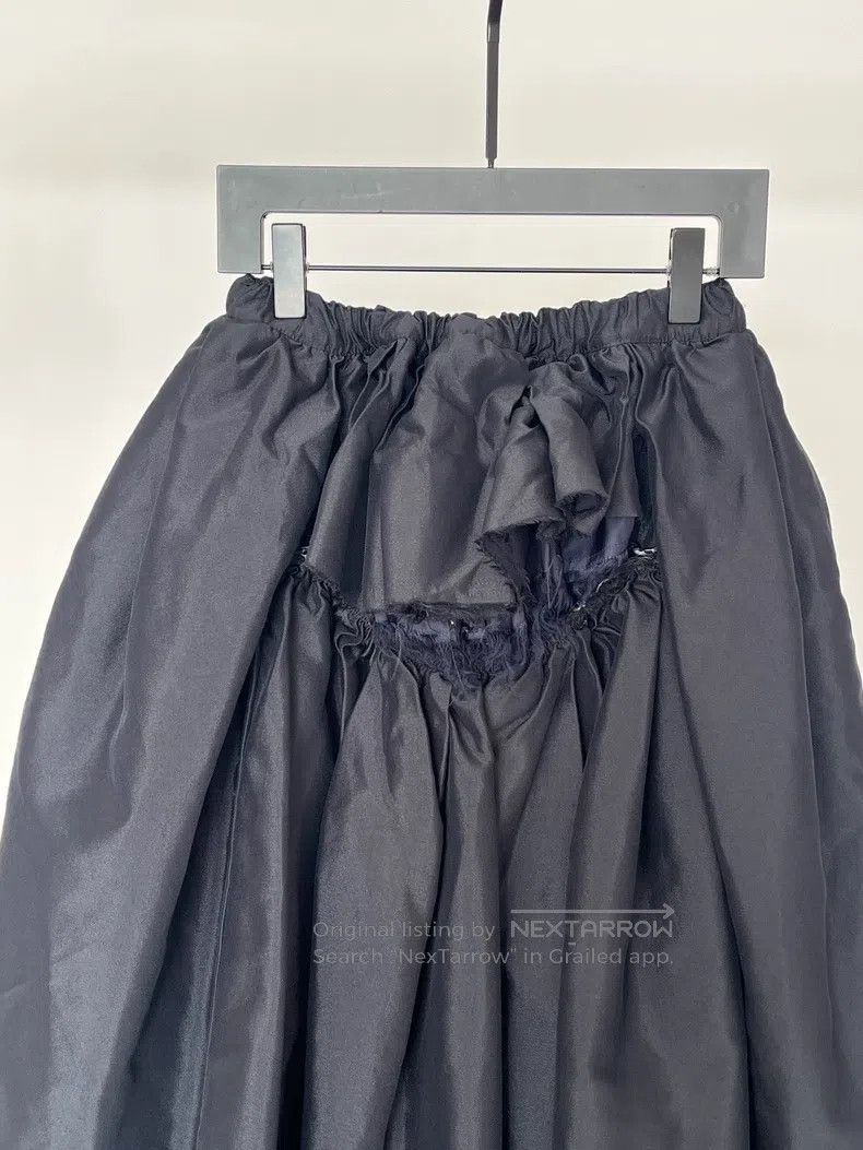 Comme des Garcons Comme Des Garcons size S Tear and pinch overskirt Size 22" - 2 Thumbnail