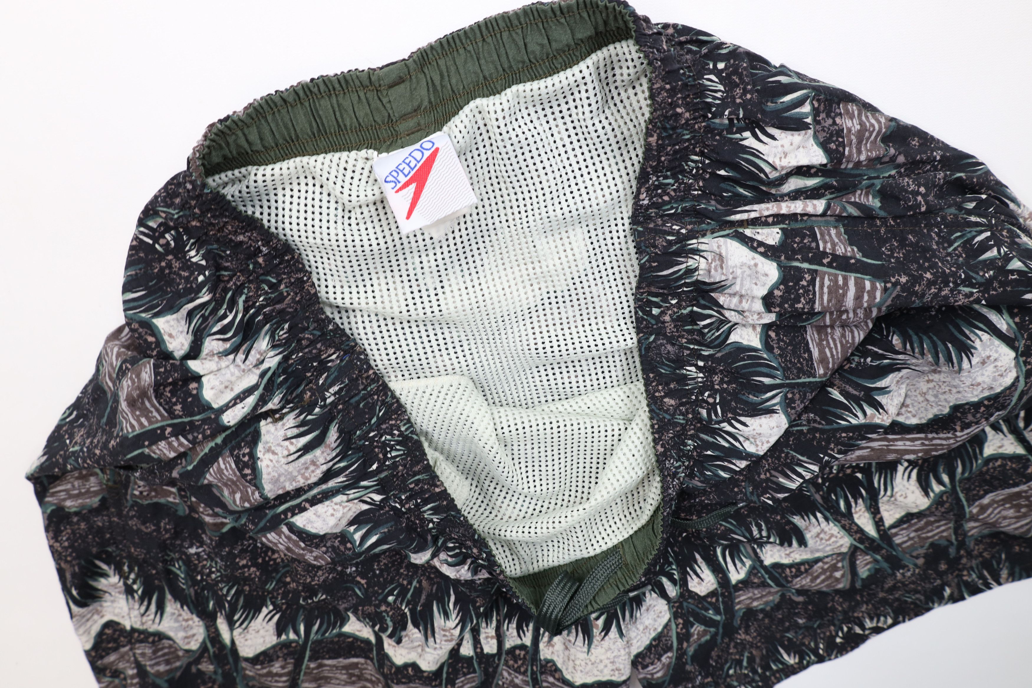 Speedo Vintage 90s Speedo Palm Tree Lined Swim Trunks Shorts Nylon Size US 36 / EU 52 - 8 Thumbnail