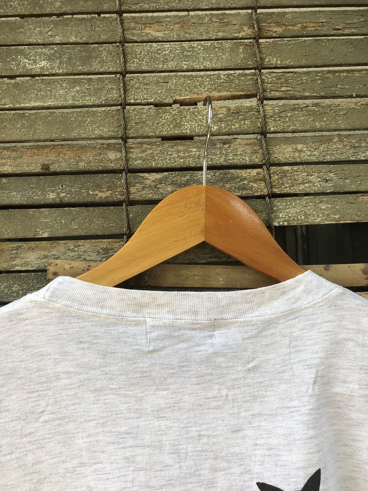 Kangol 🔥Vintage 90s🔥 Casual Kangol Centre Logo Tshirts Size US M / EU 48-50 / 2 - 15 Thumbnail