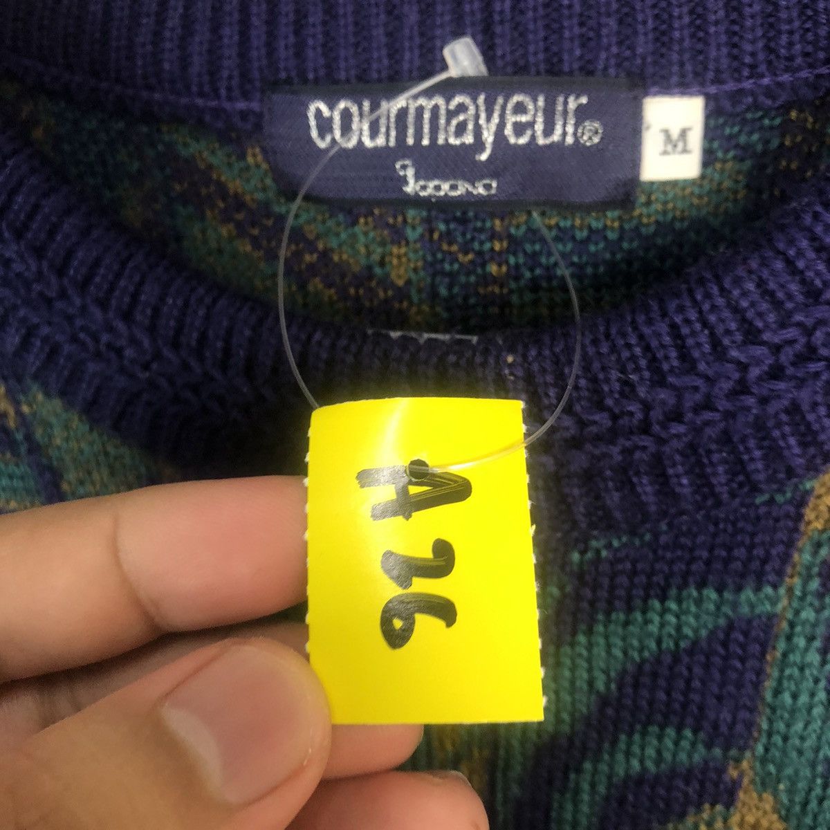 Vintage DL Courmayeur Navajo Japan Motive Knit Sweater #A26 Size M / US 6-8 / IT 42-44 - 10 Thumbnail