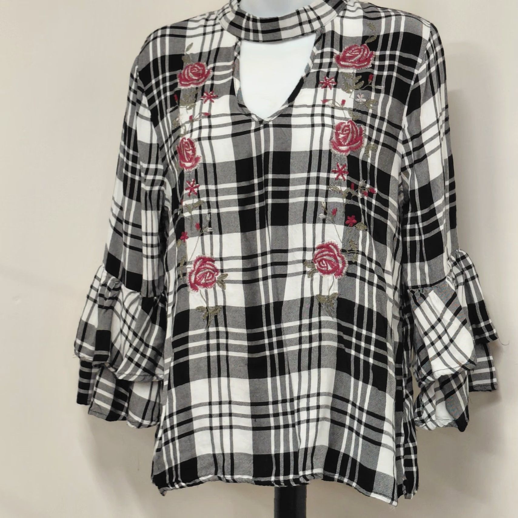 Vintage Blue Rair Embroided Rose Shirt Medium Black White Flannel 3/4 Sleeve Button-Up Plaid Rose Womens Size M / US 6-8 / IT 42-44 - 3 Thumbnail