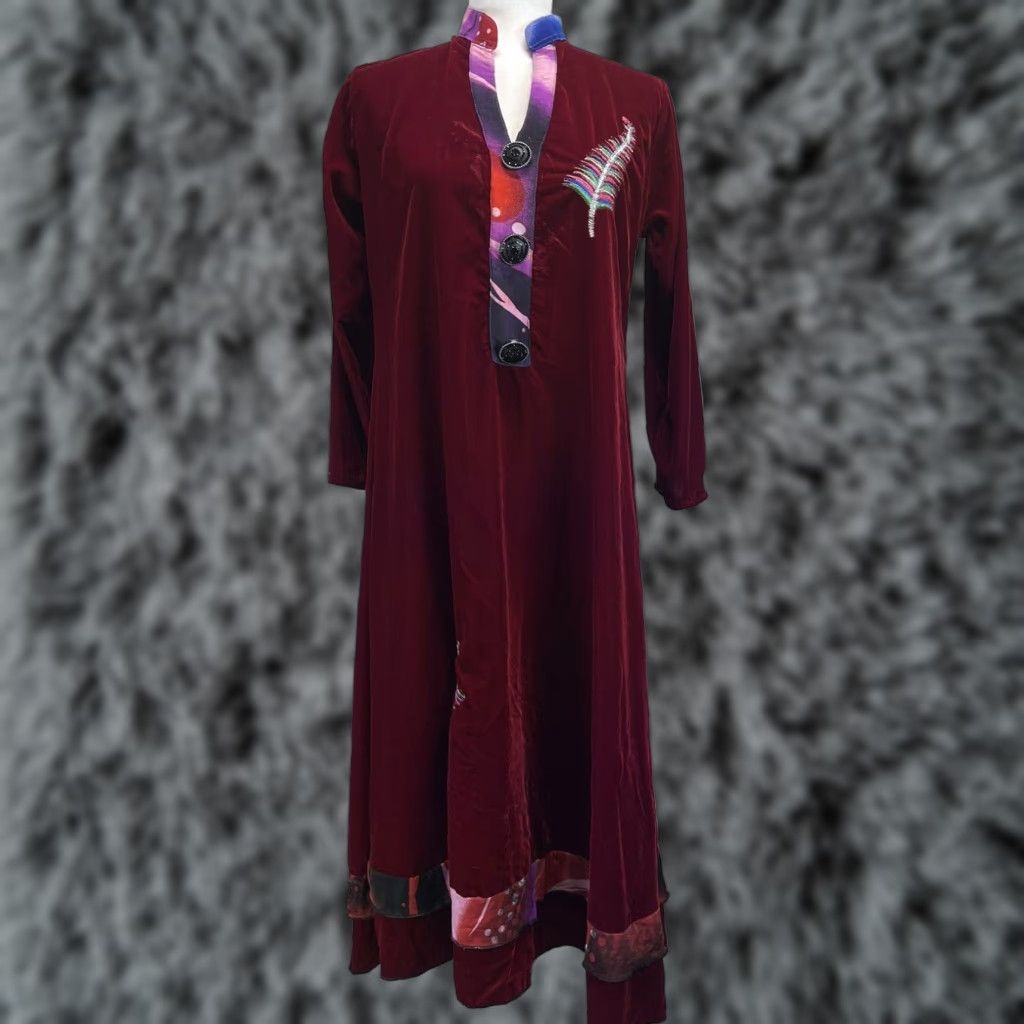Velvet Fatima Garments Red Velvet Embroidered Ethnic Midi Dress Long Sleeve Women's Medium Size M / US 6-8 / IT 42-44 - 1 Thumbnail